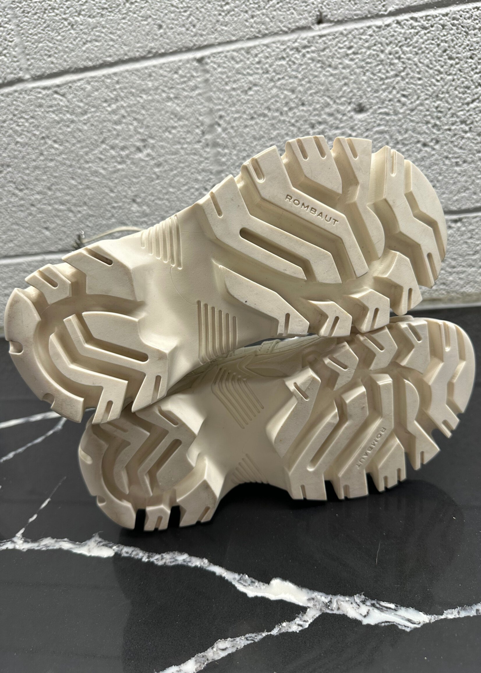 Rombaut White Croc Maryjanes 36/6