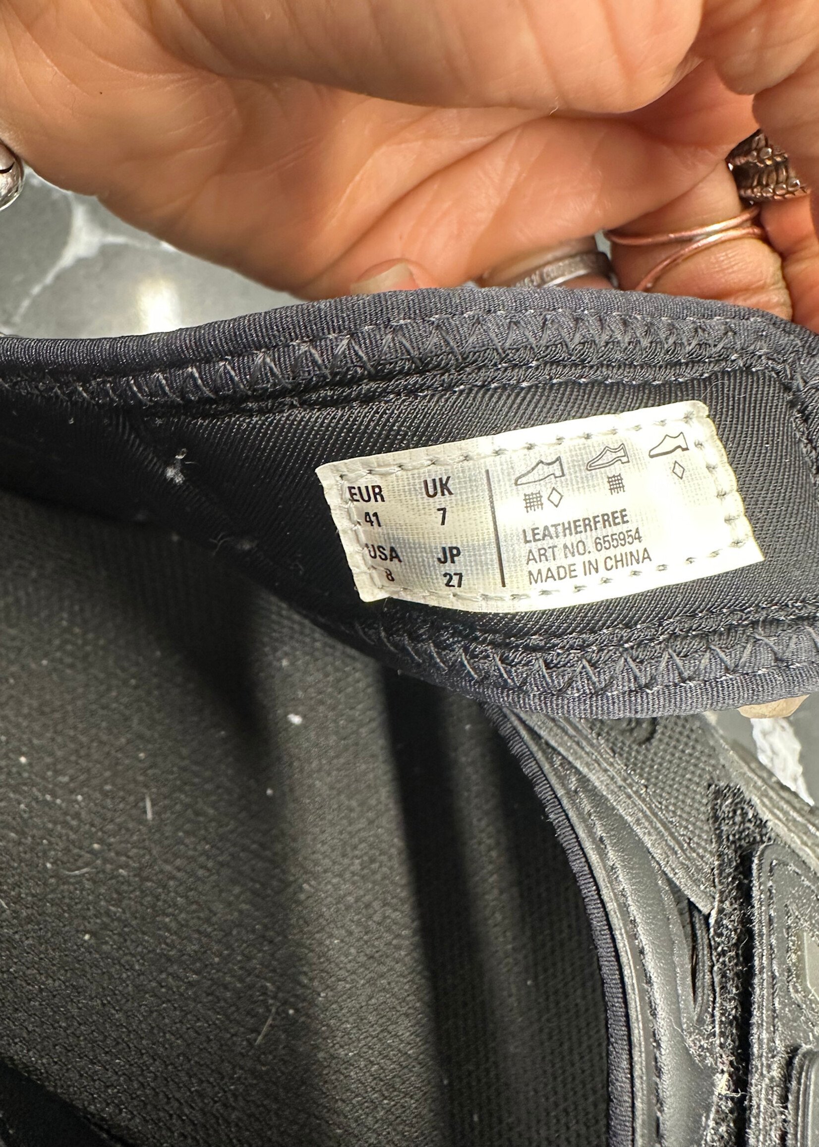 Balenciaga Black Red Track Runner Slide 41/8