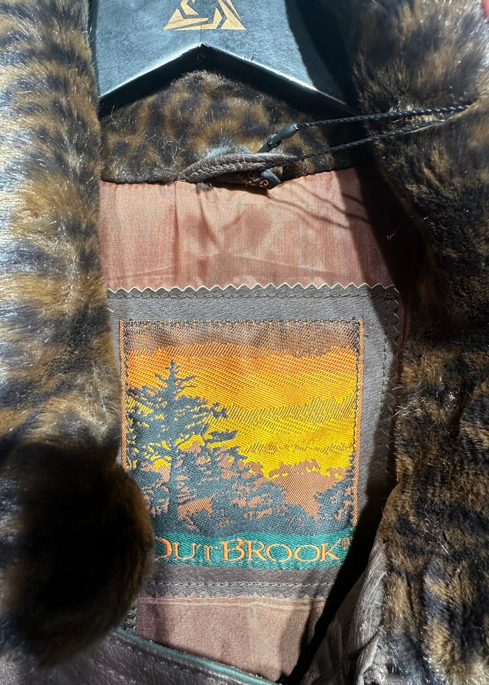 Outbrook Brown Clasp Leather Jacket M AS IS