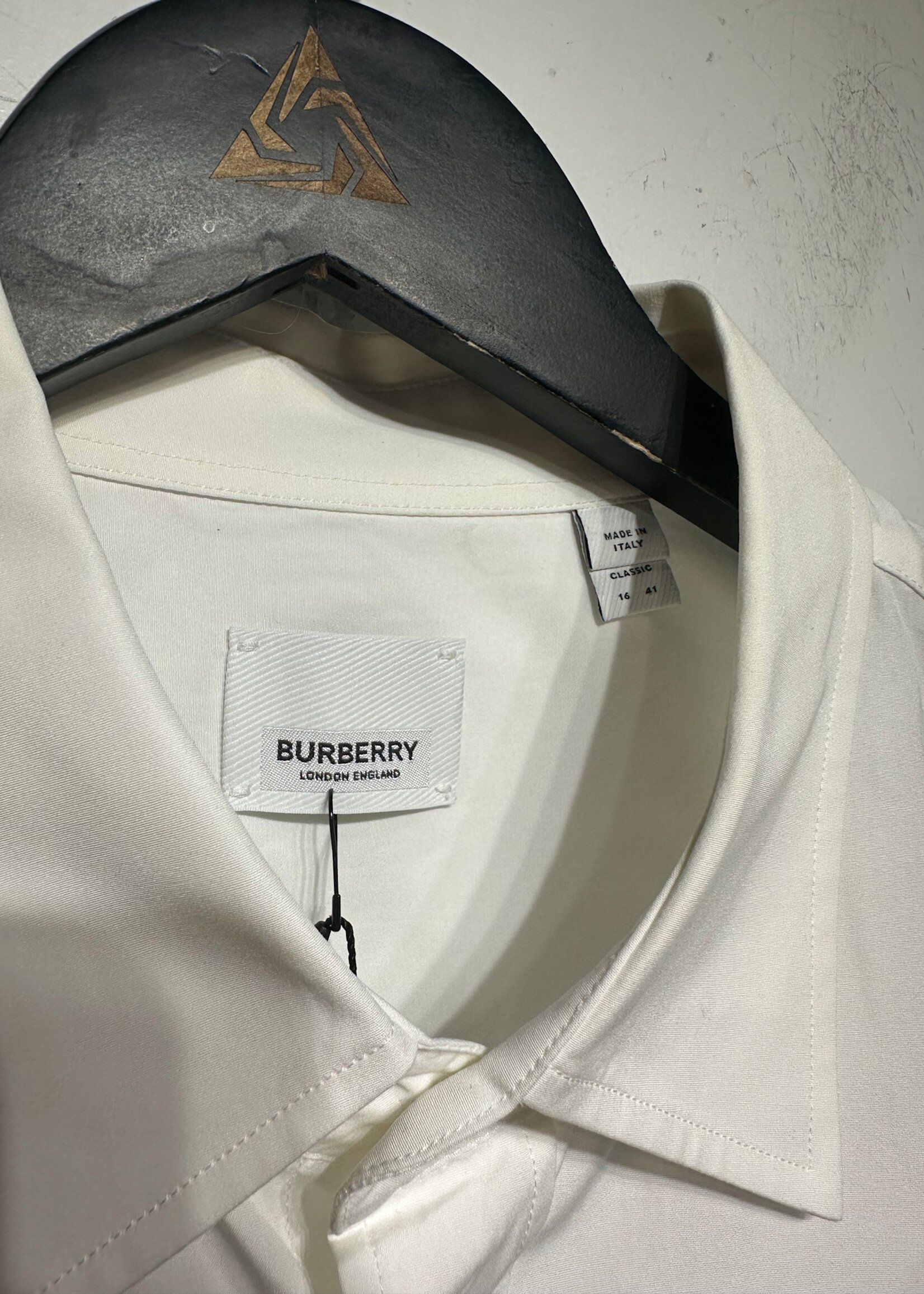 Burberry Envelope Pocket BU L AS IS