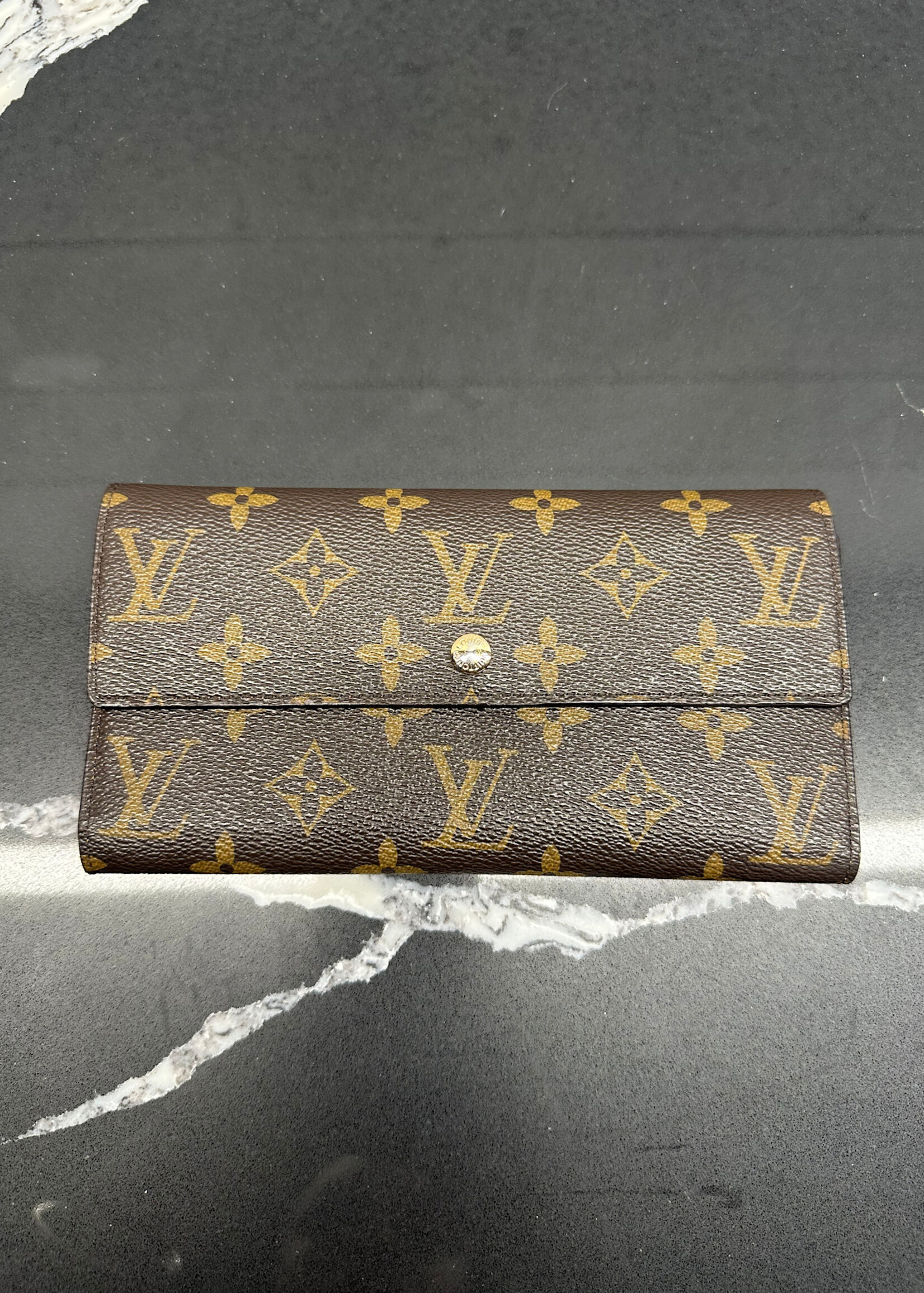Louis Vuitton Vintage Monogram Wallet