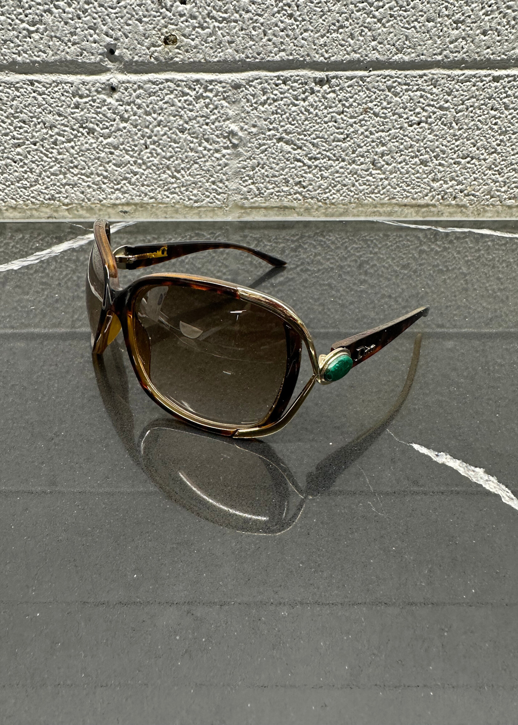 DIOR TORTOISE SHELL SUNGLASSES