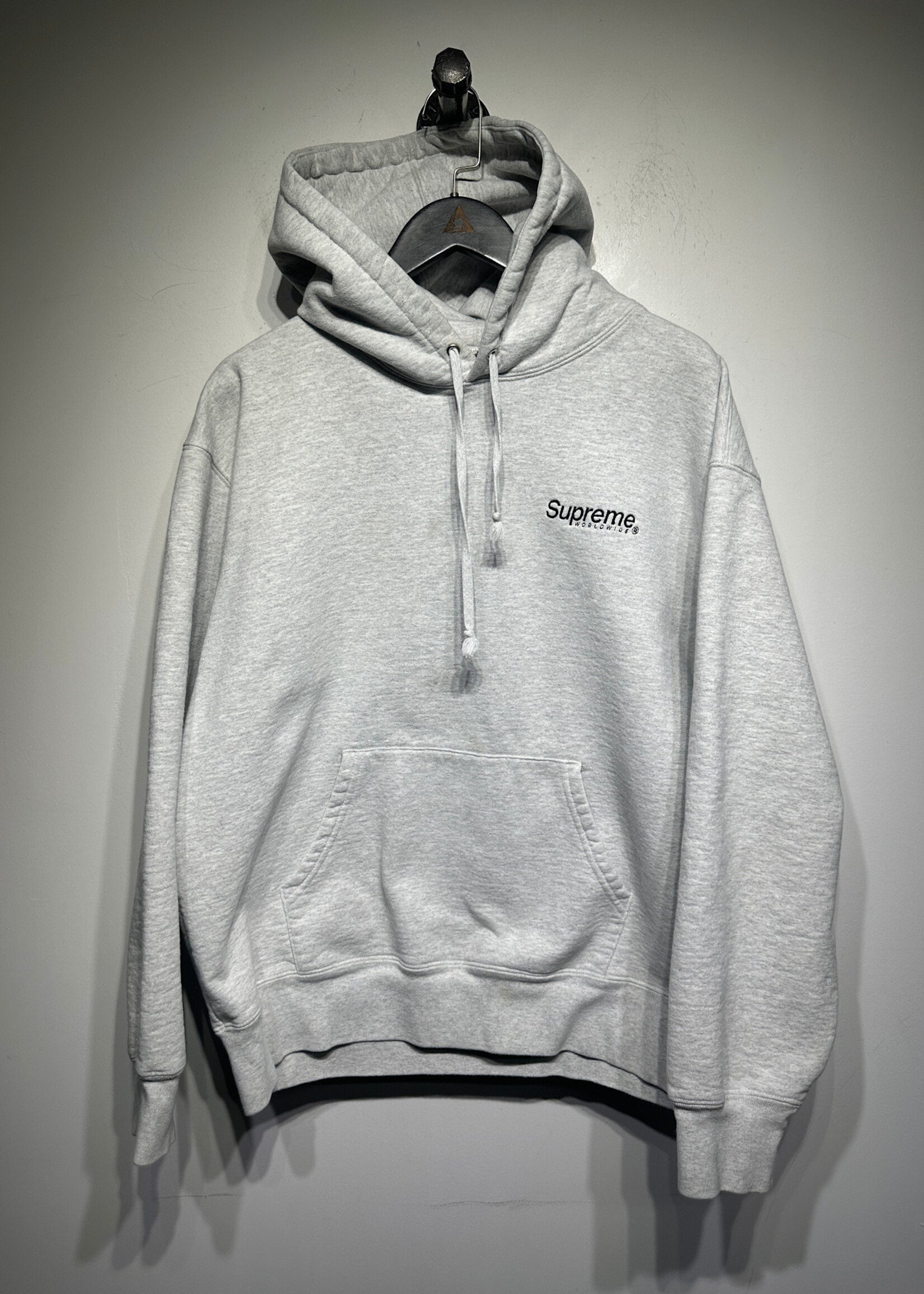 SUPREME GREY WORLDWIDE HOODIE AS IS L