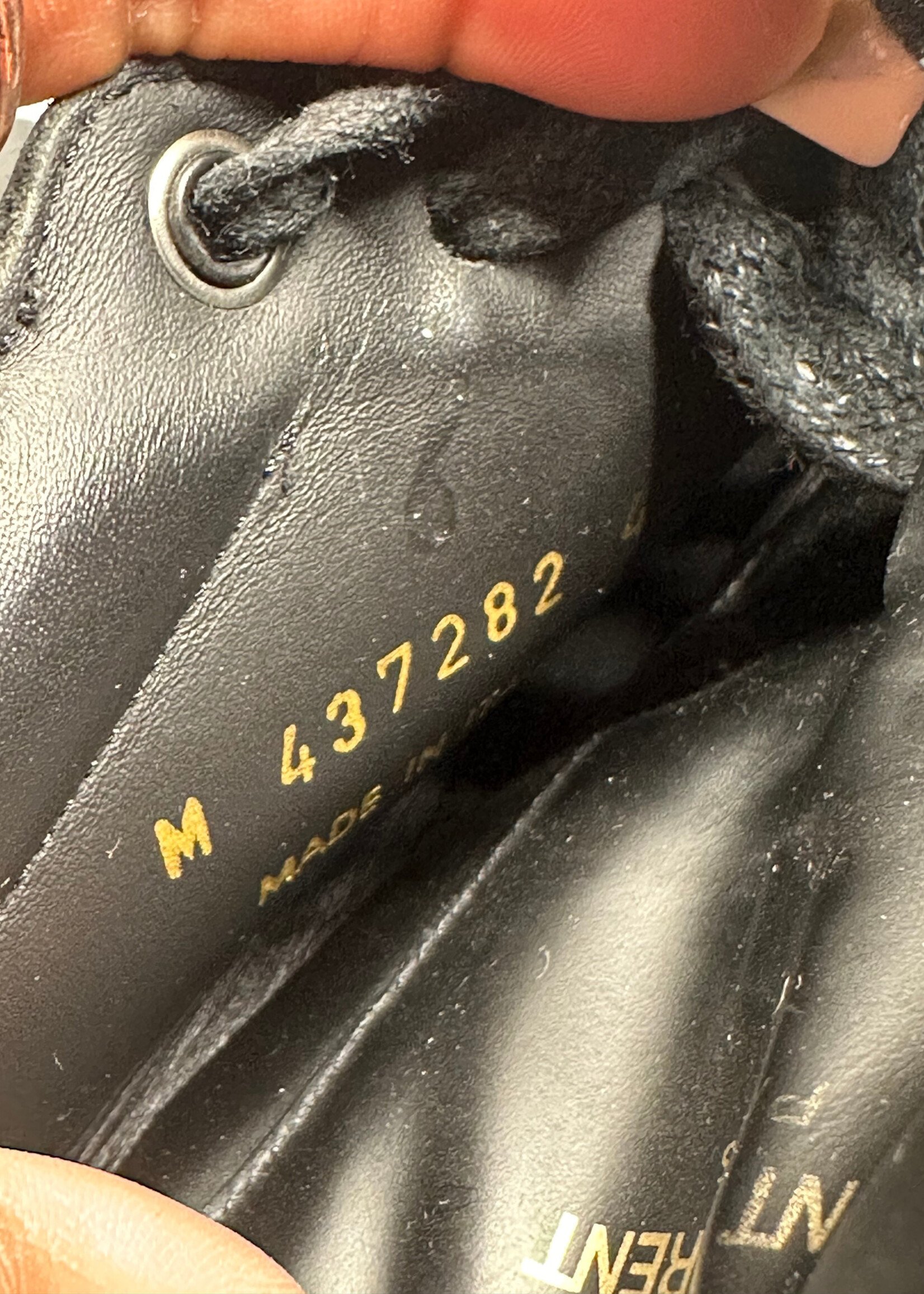 Saint Laurent Black 'Court' Classic Sneakers 42/9