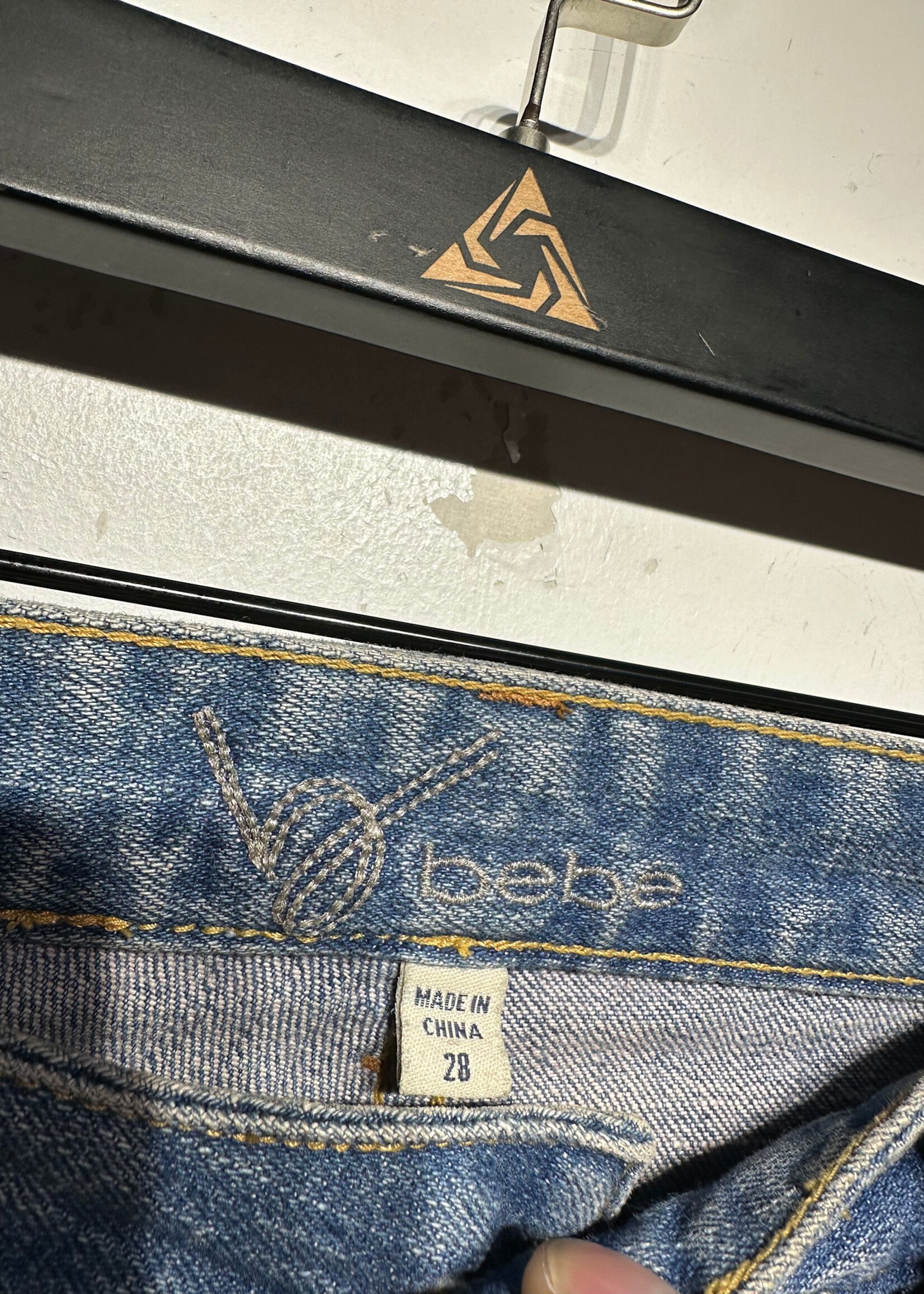 BEBE RHINESTONE BOOT JEANS 28 AS IS