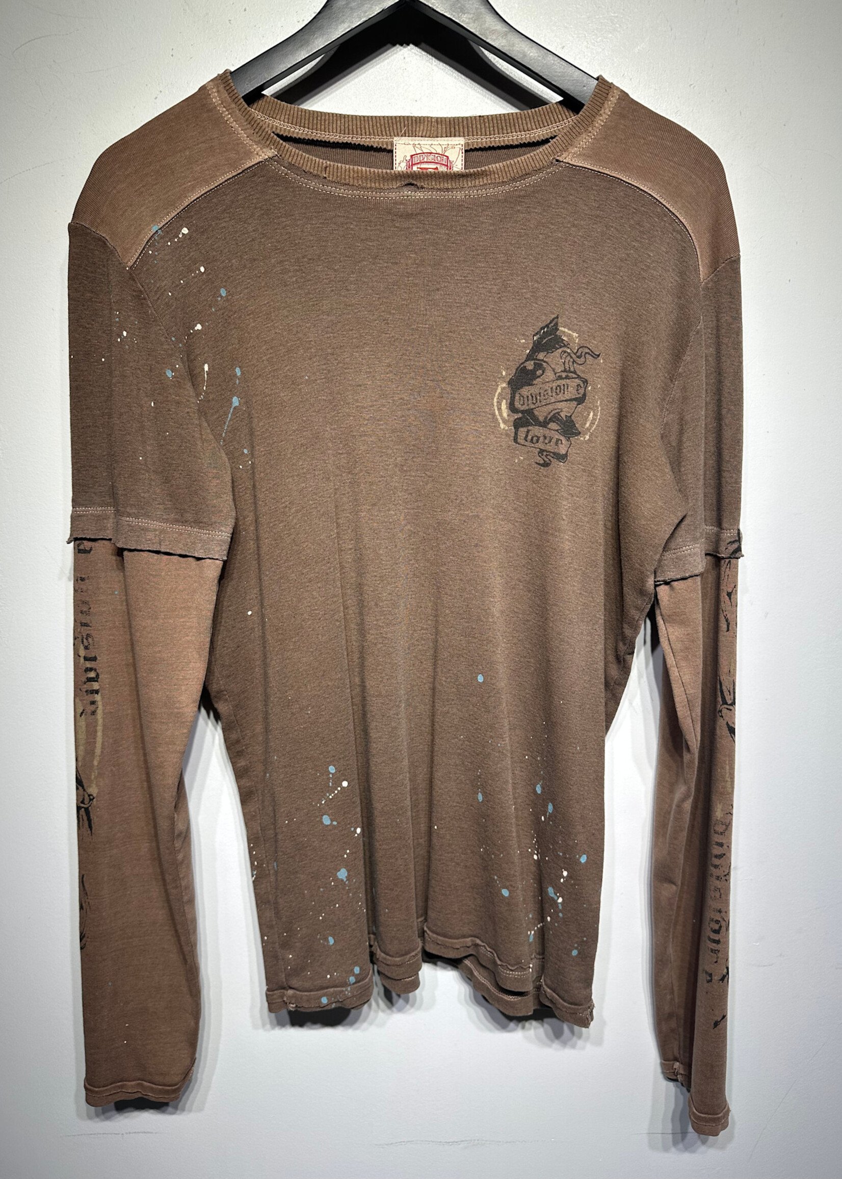 Division E Y2K Spaint Splatter Heart Tee L