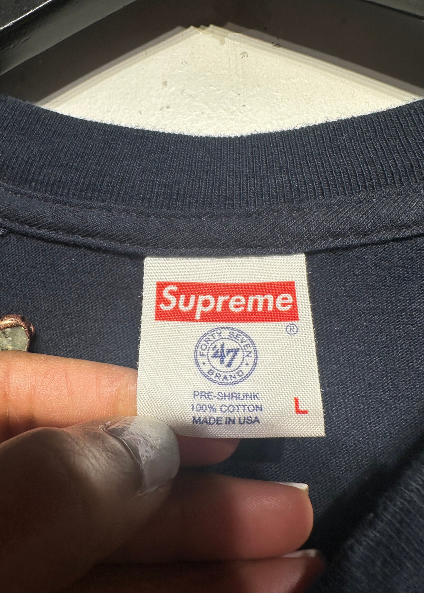 SUPREME NAVY BOX LOGO TEE L