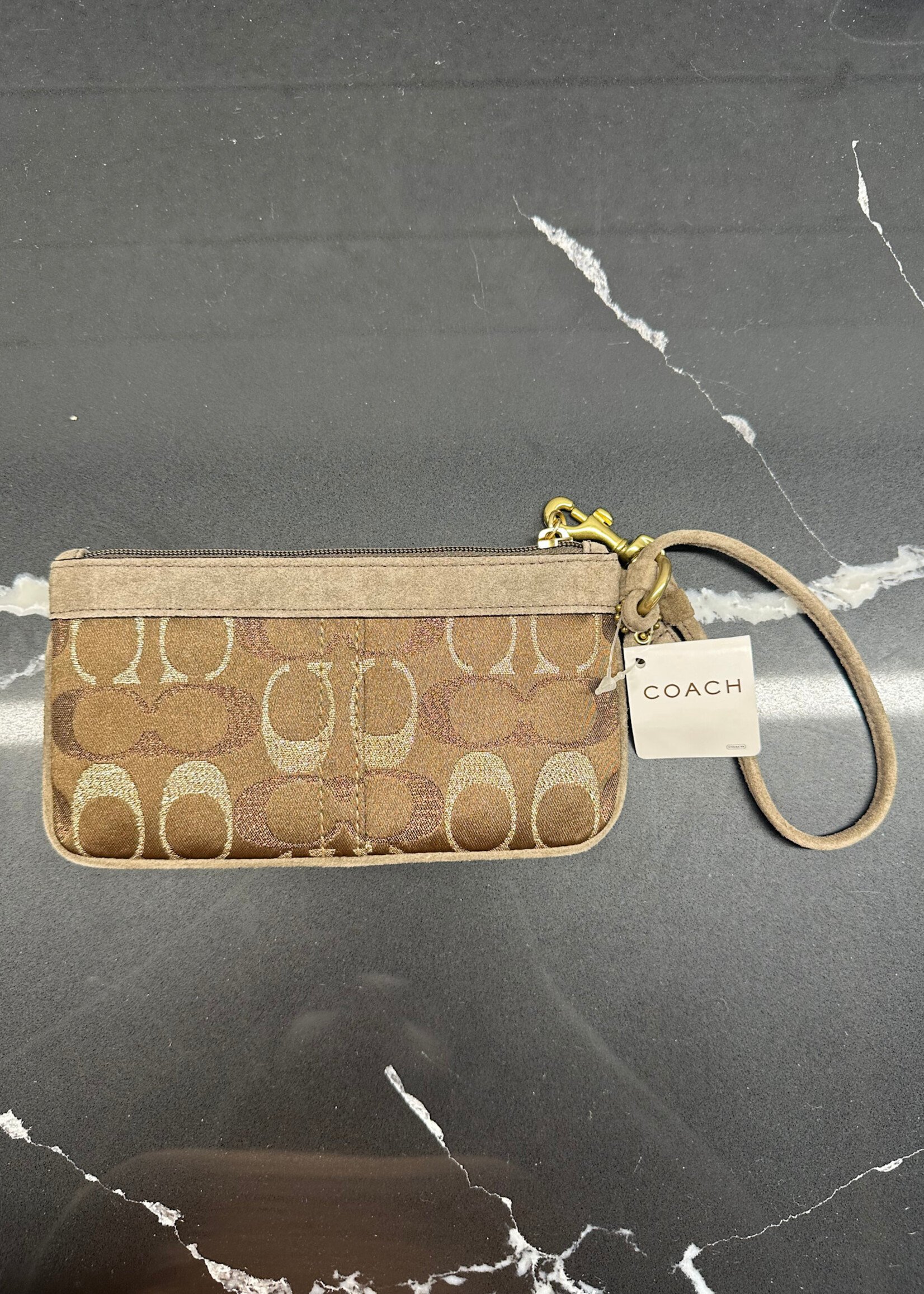 Coach NWT Beige Gold Wristlet