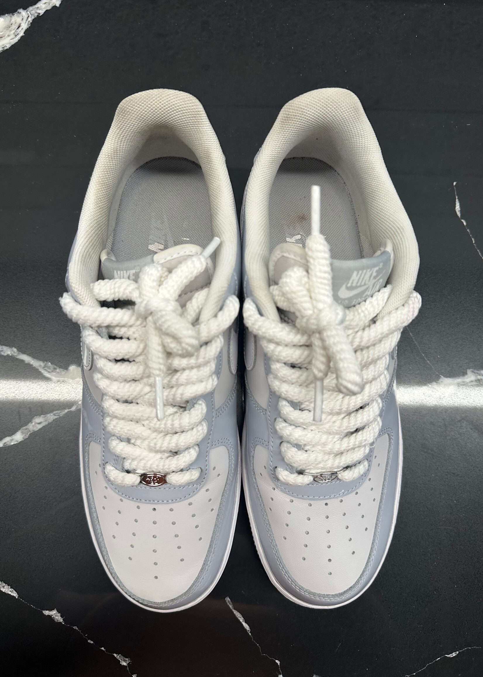 Nike AF1 07 LV8 Grey Patent Masc 10.5