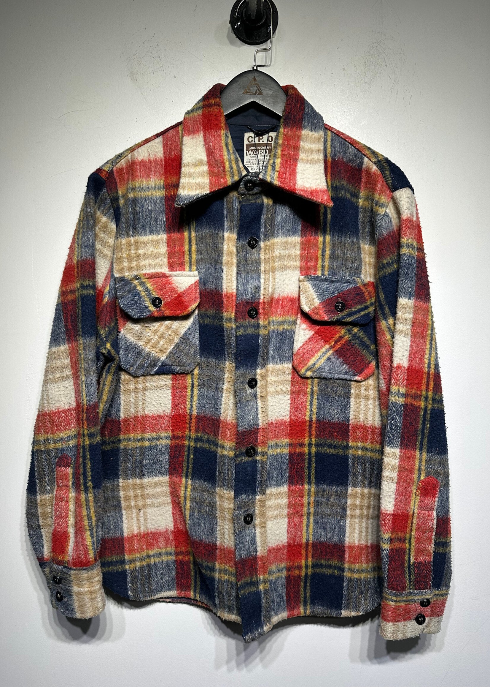 C.P.O Red and Blue Flannel BU Masc M
