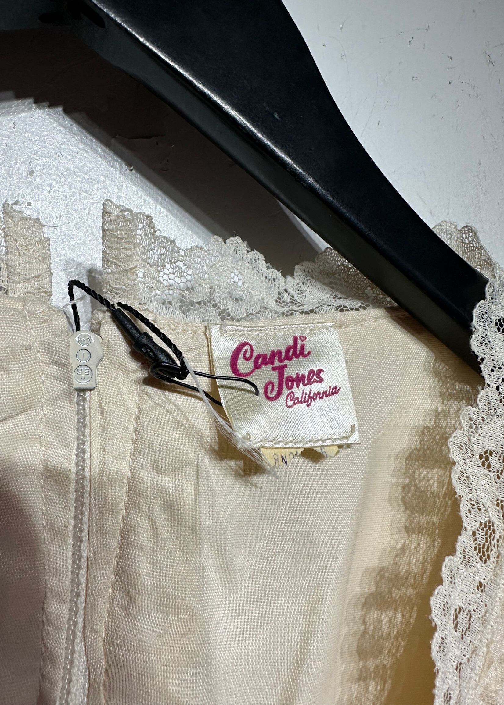 Candi Jones Vintage Beige Lace Trim LS Dress S AS IS