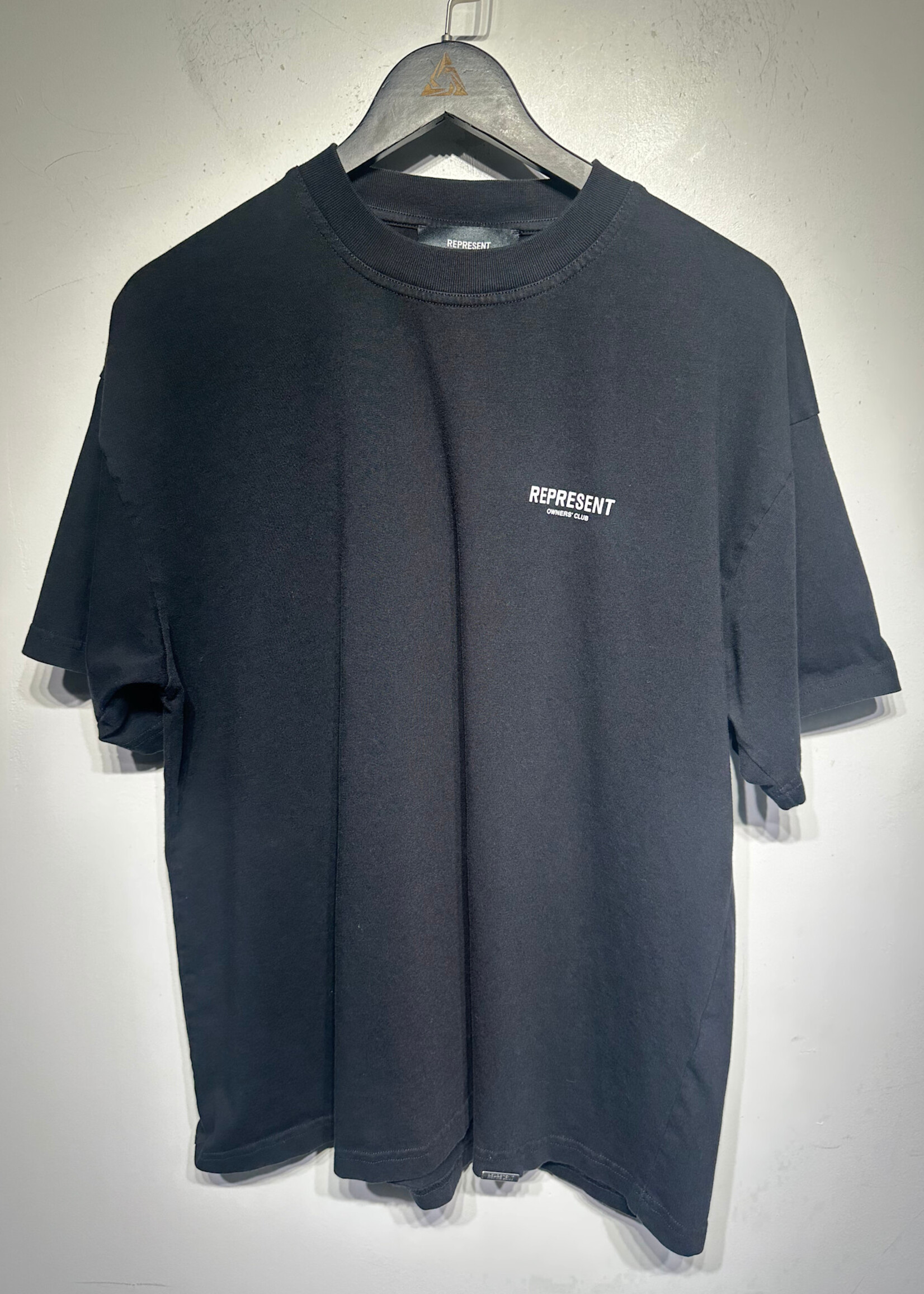 Represent Owners Club Black Tee