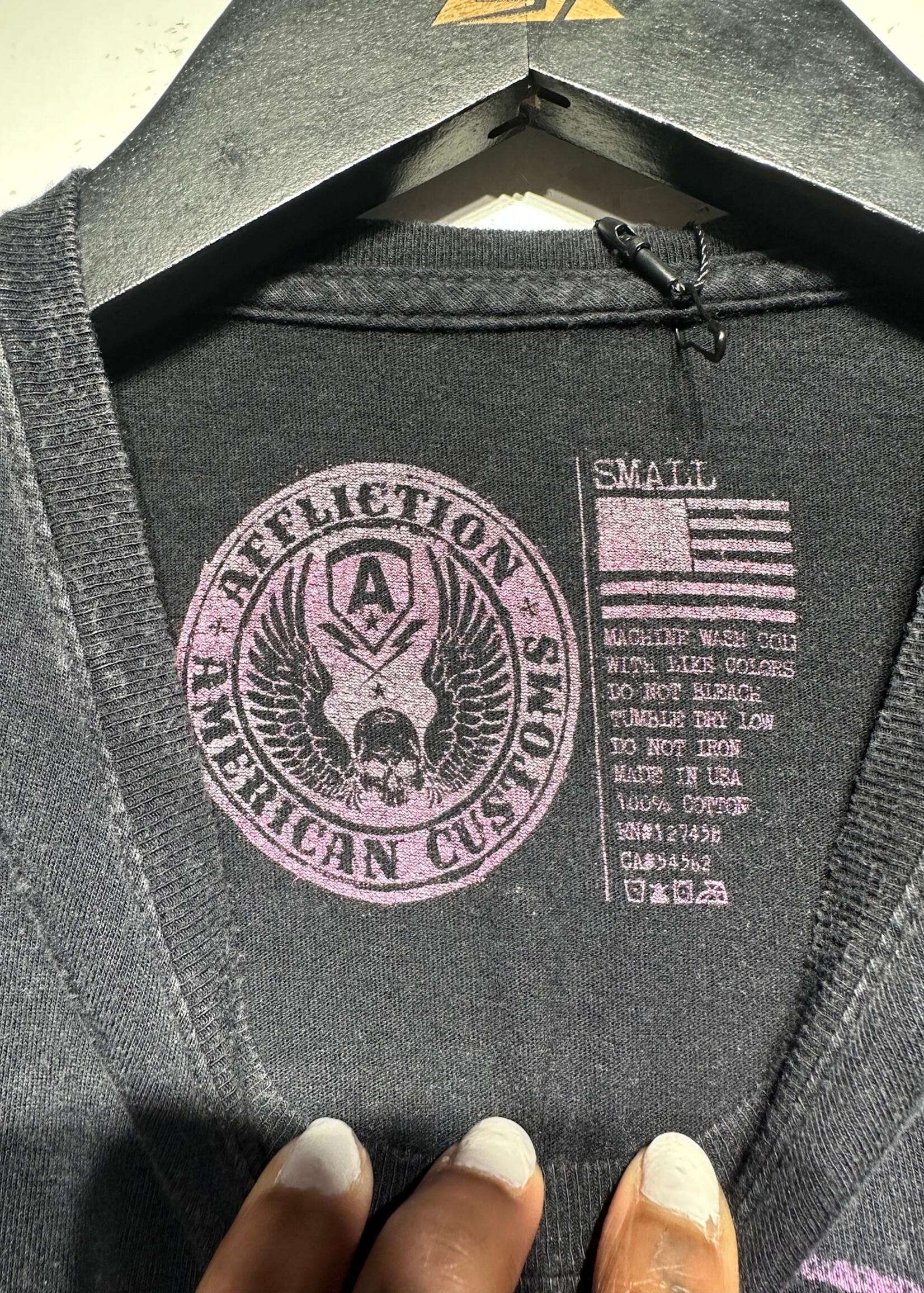 Affliction American Custom Pink Black Tee Fem S