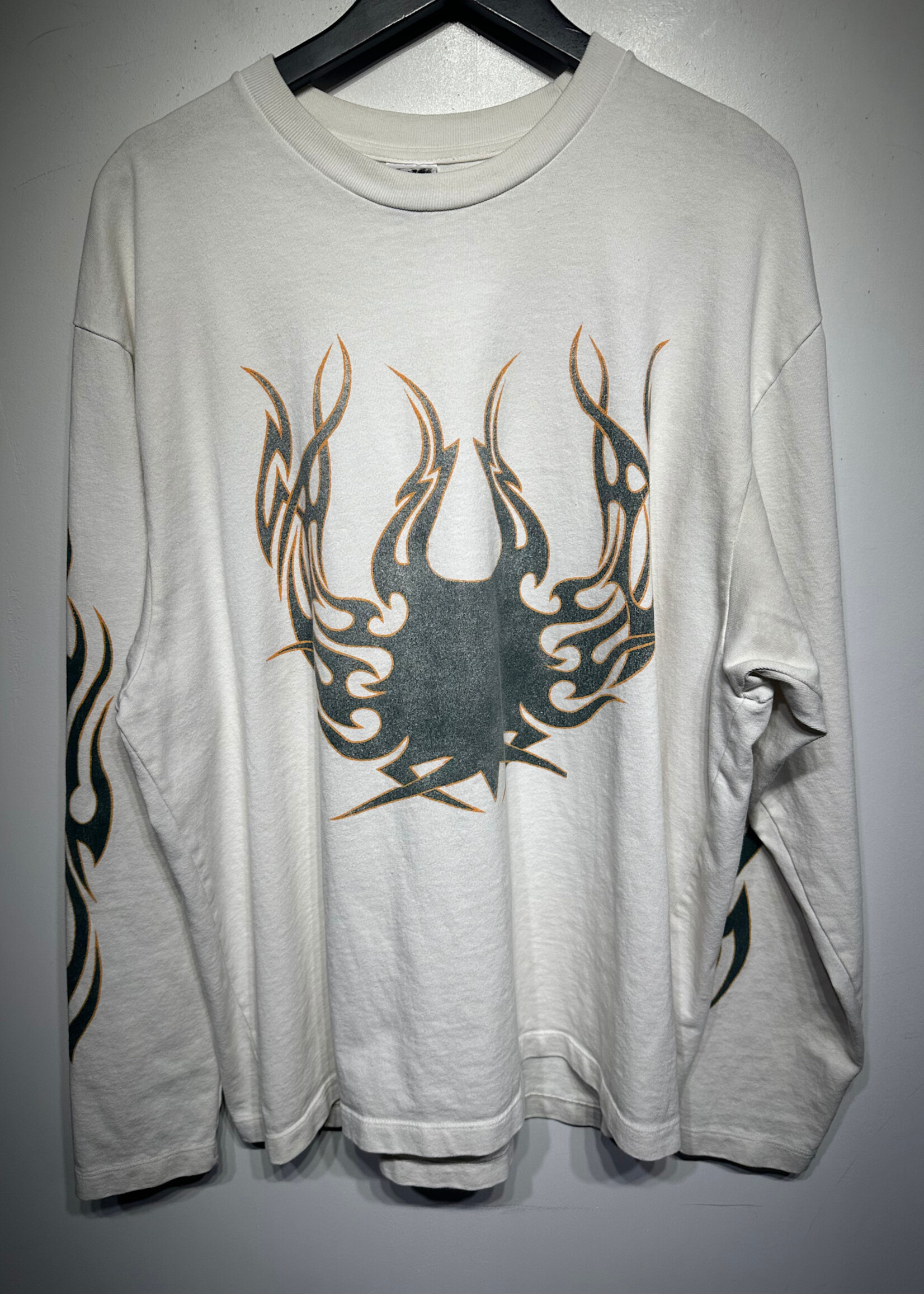 Basketcase Gallery White LS XXL