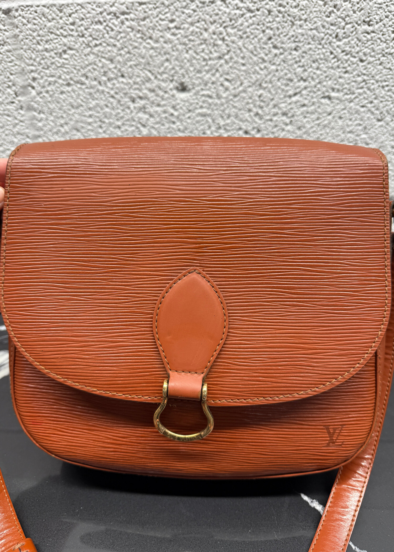 Louis Vuitton Vintage Epi 'Saint Cloud' Crossbody