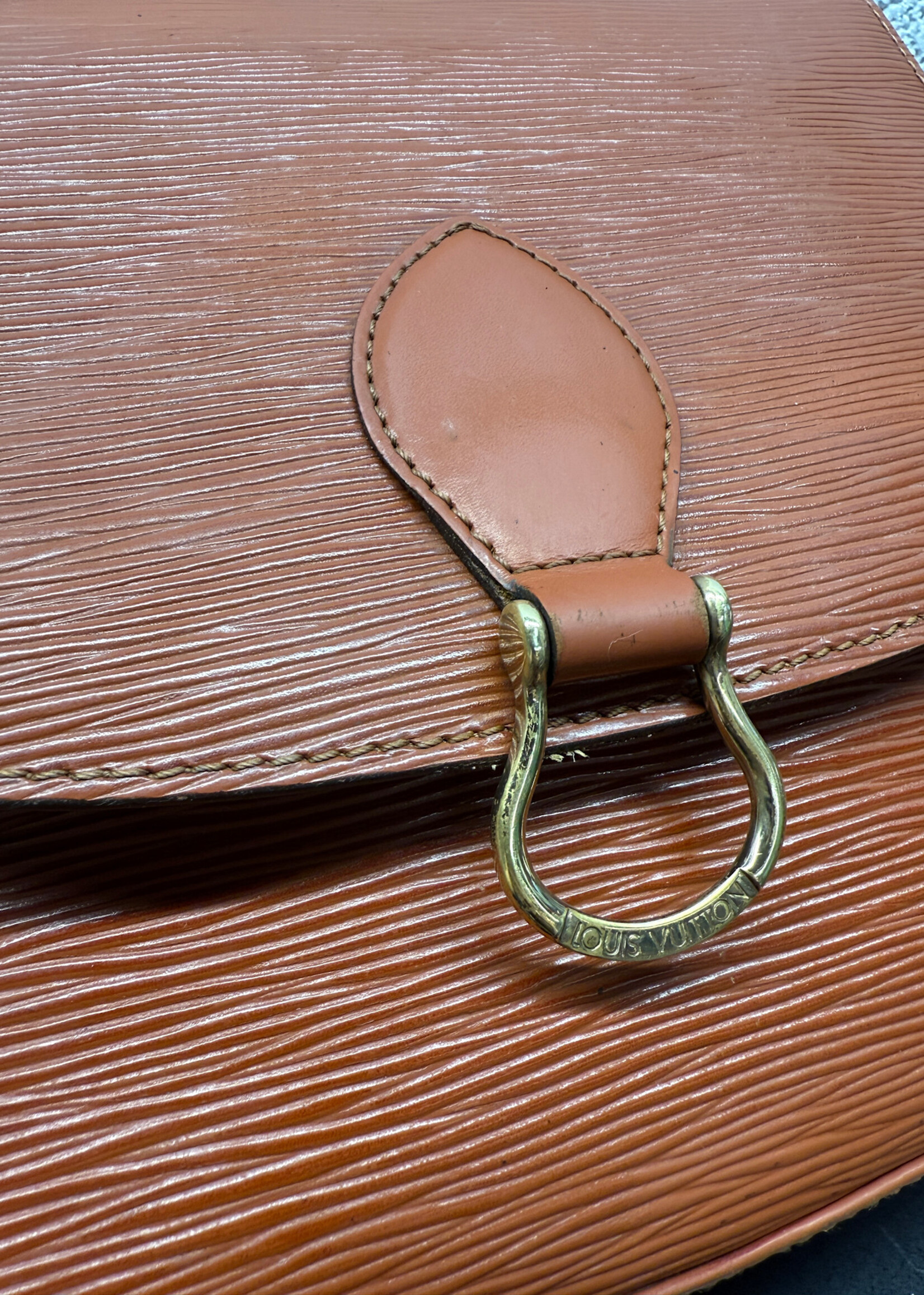 Louis Vuitton Vintage Epi 'Saint Cloud' Crossbody