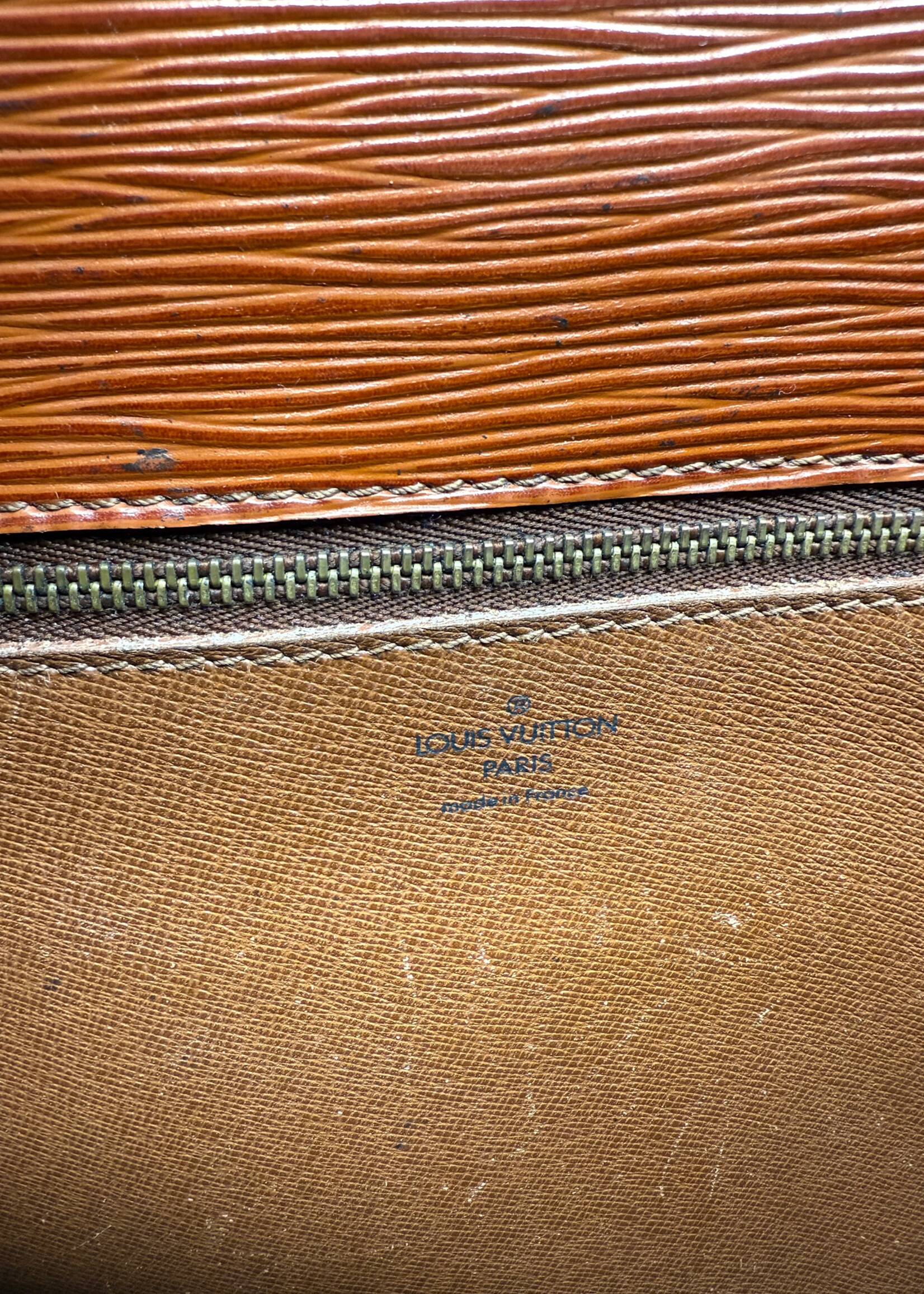 Louis Vuitton Vintage Epi 'Saint Cloud' Crossbody