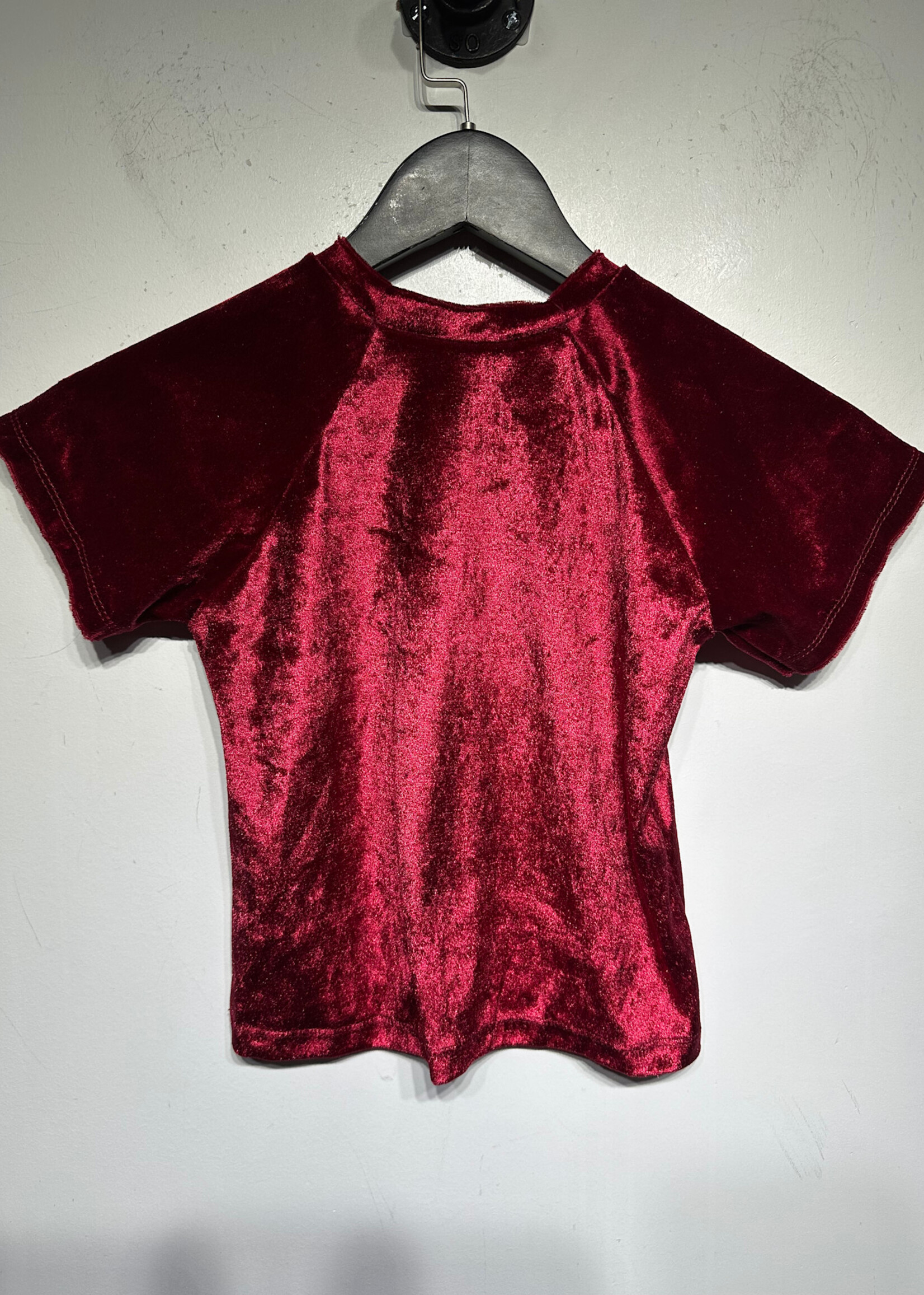 Omighty Running Away From My Feelings Crop Tee S