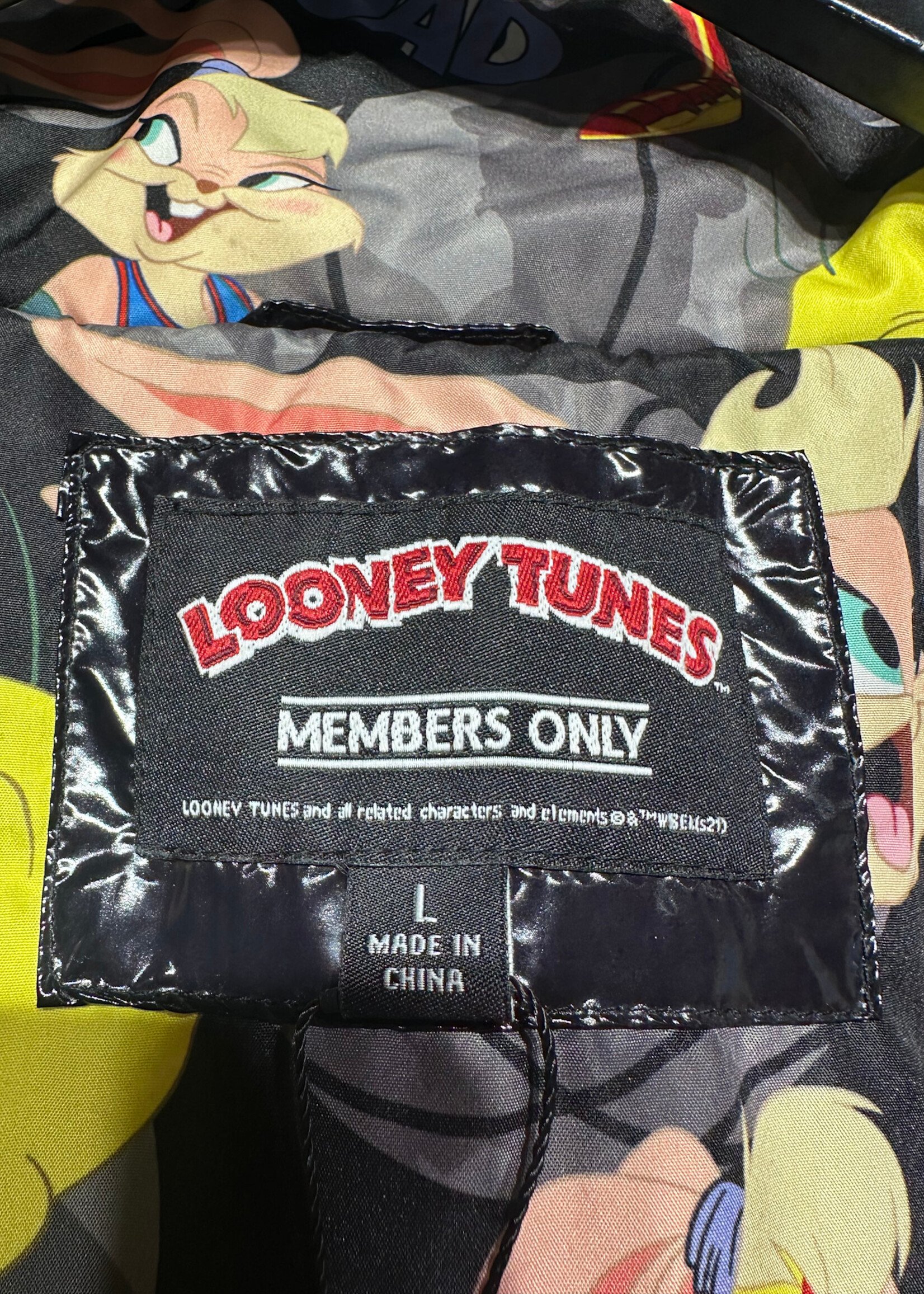 Members Only x Looney Tunes Black Jacket Fem L
