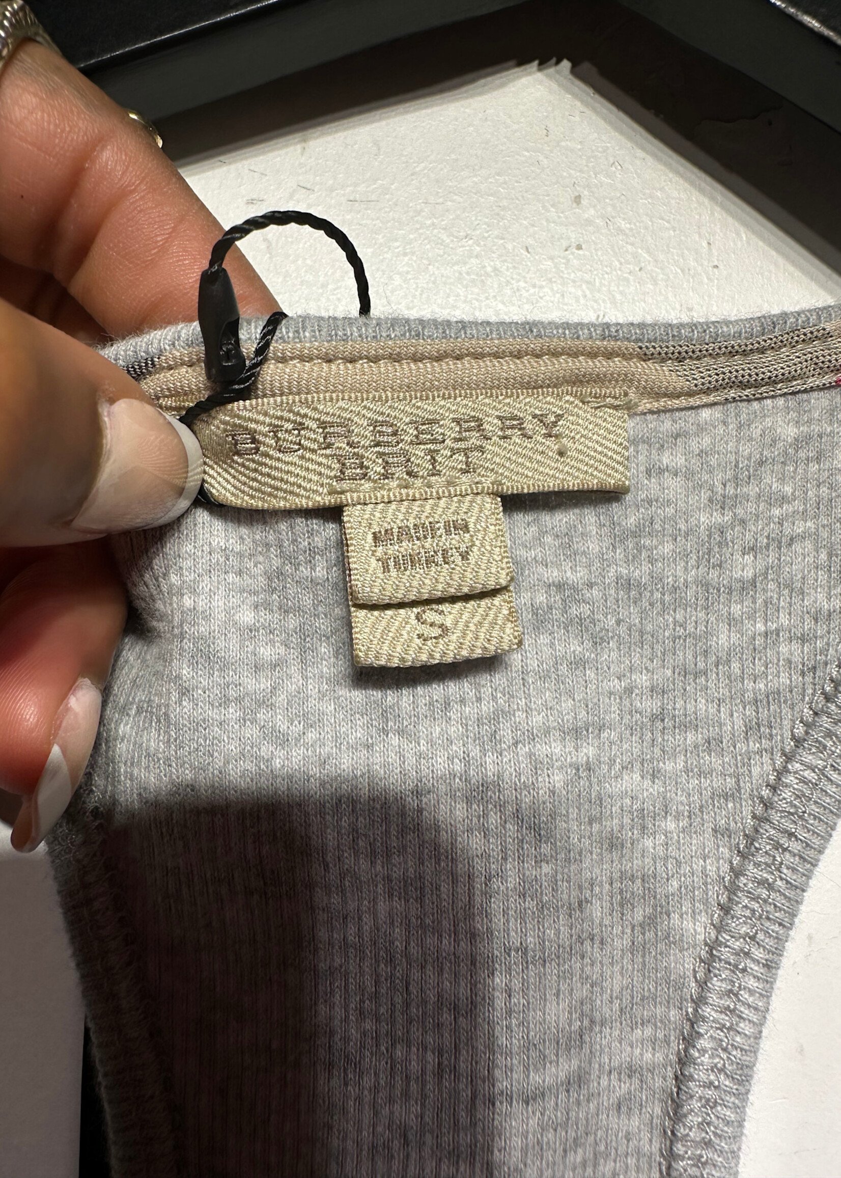 Burberry 00s Grey Long Logo Tank S