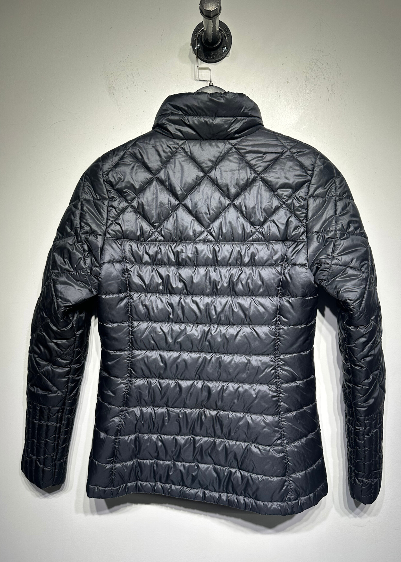 Patagonia NWT Black Puffer Jacket XS