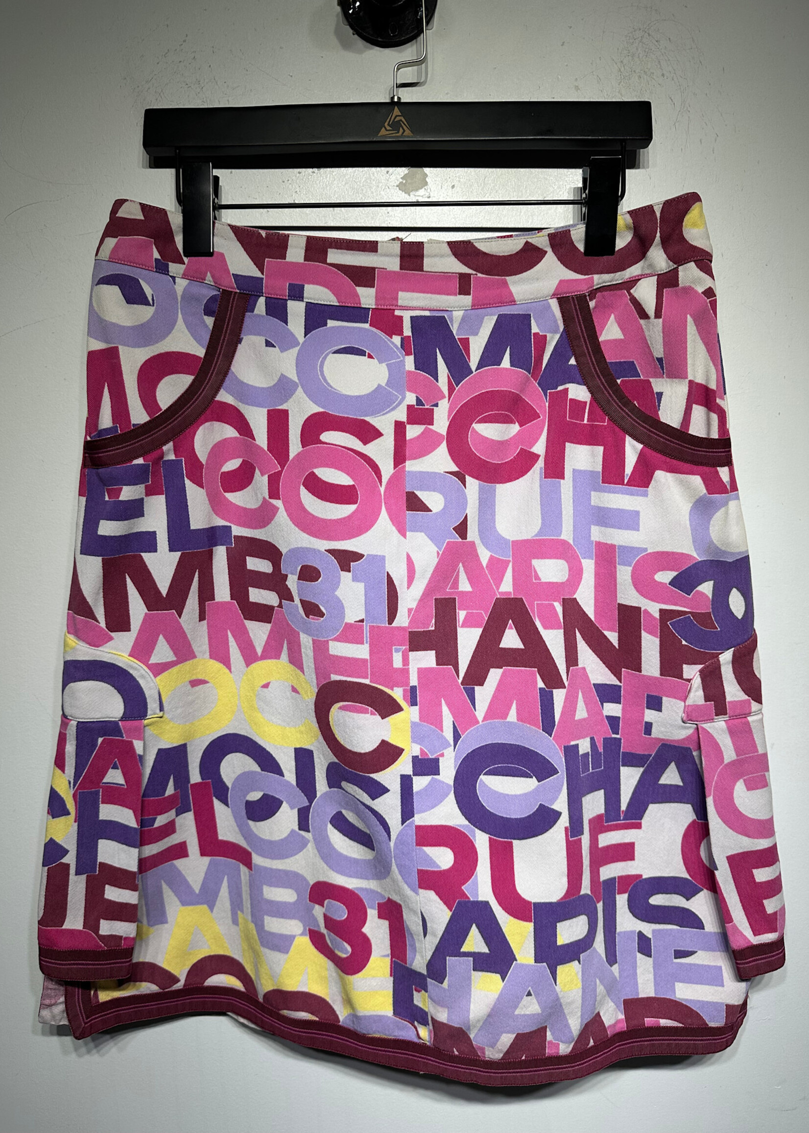 Chanel 2000 Printed Midi Skirt 42/30" As Is
