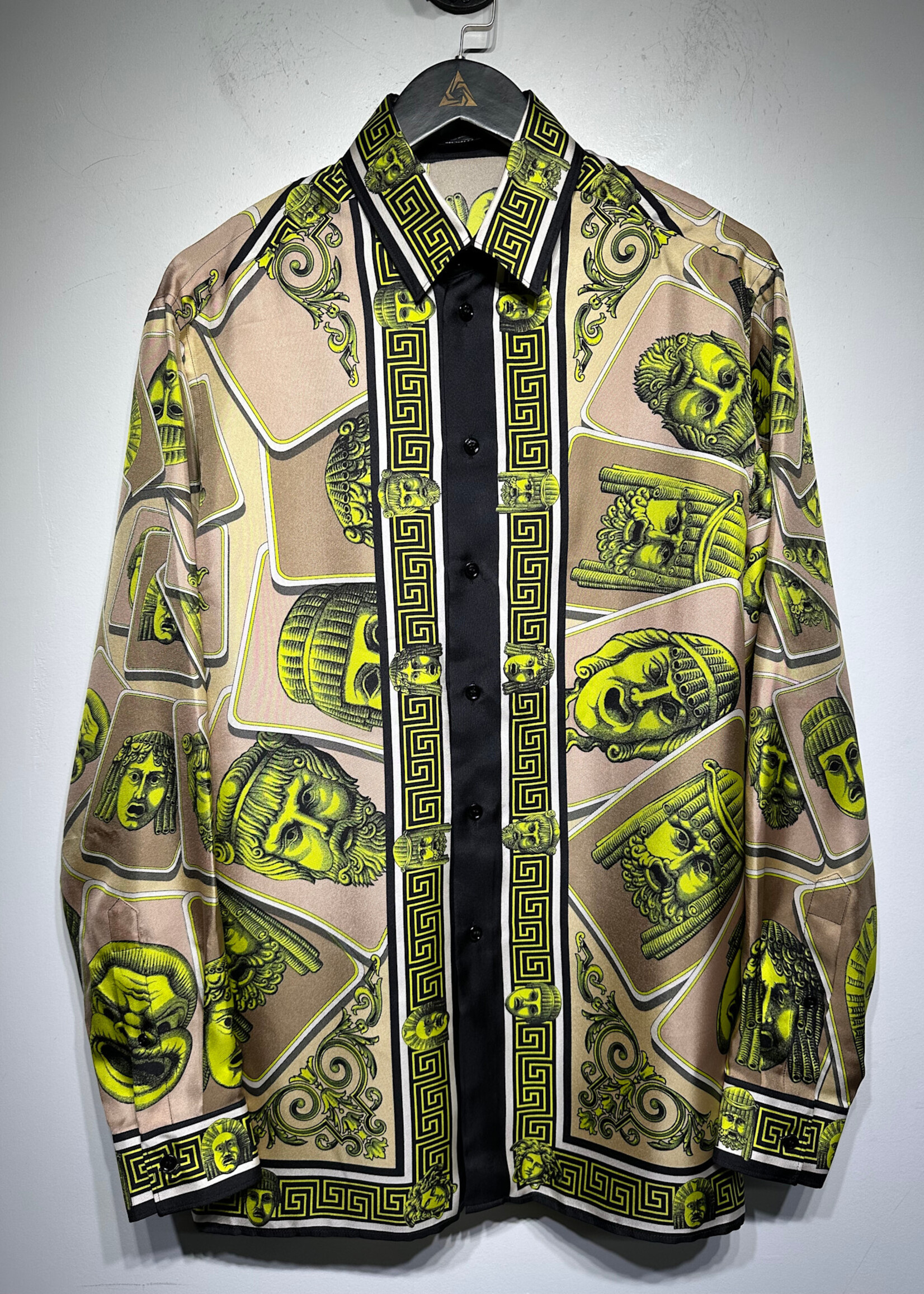 Versace Silk Neon Face LS 46/M