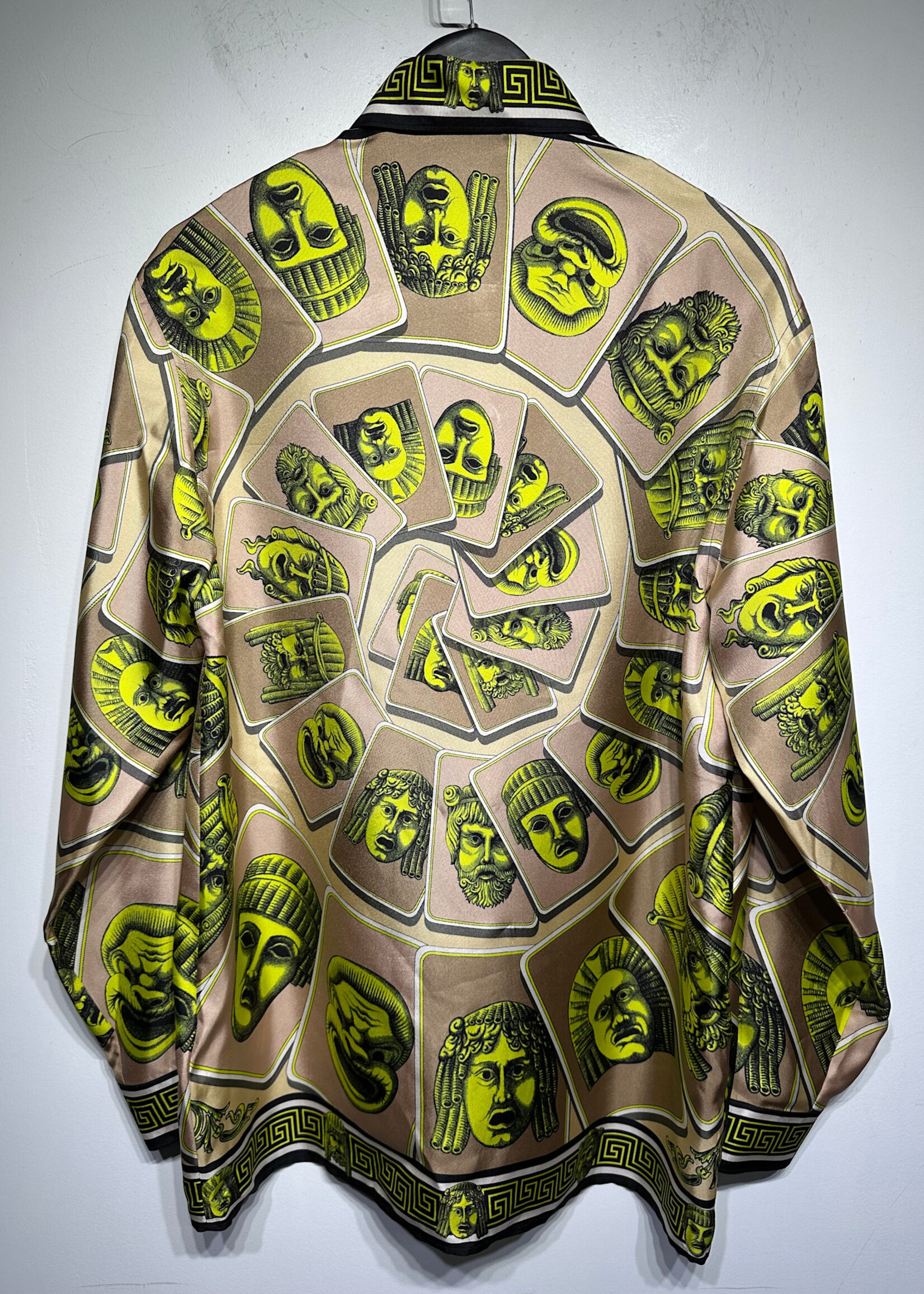 Versace Silk Neon Face LS 46/M