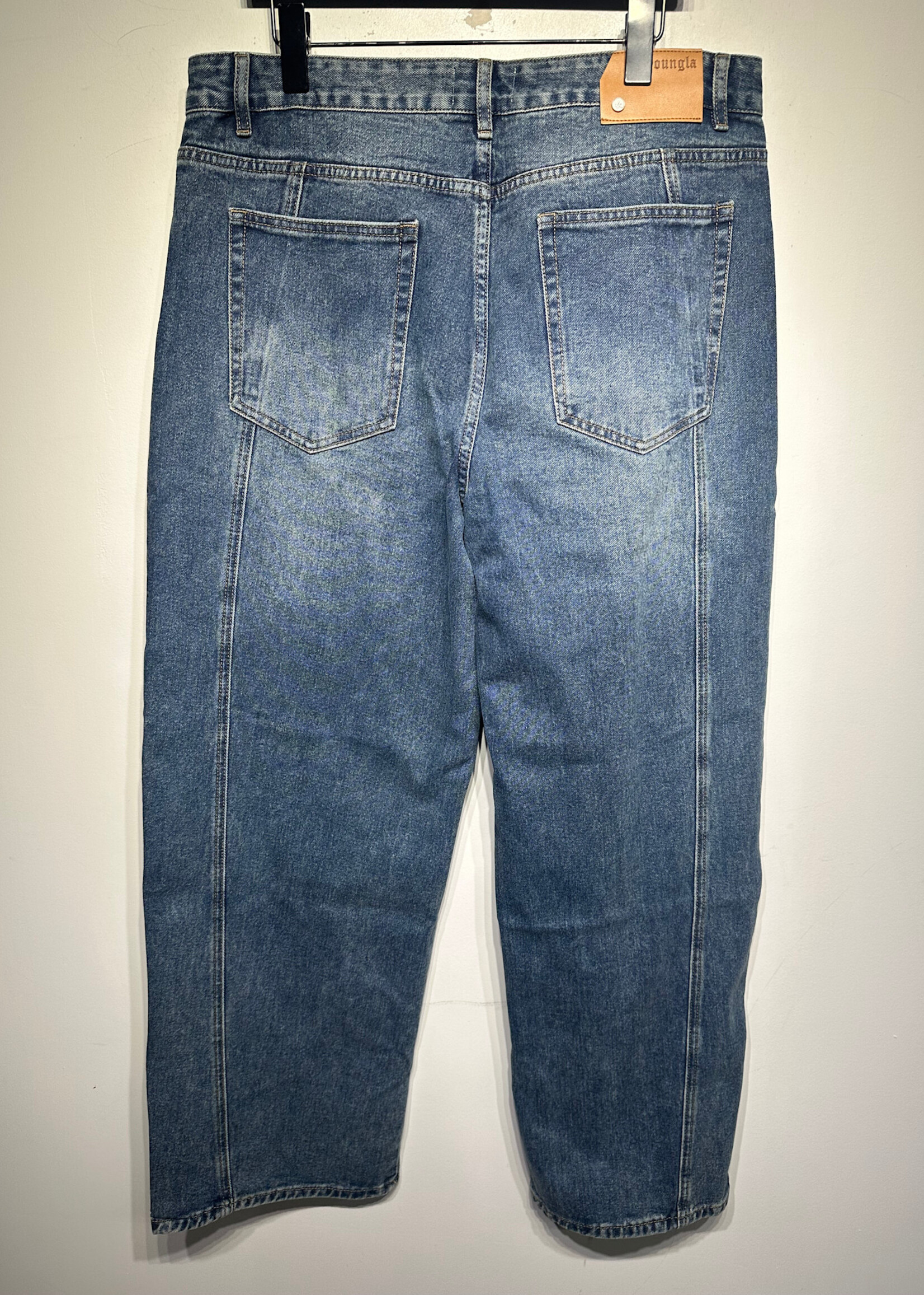 NWT Young LA Dark Wash Baggy Jeans Masc 36