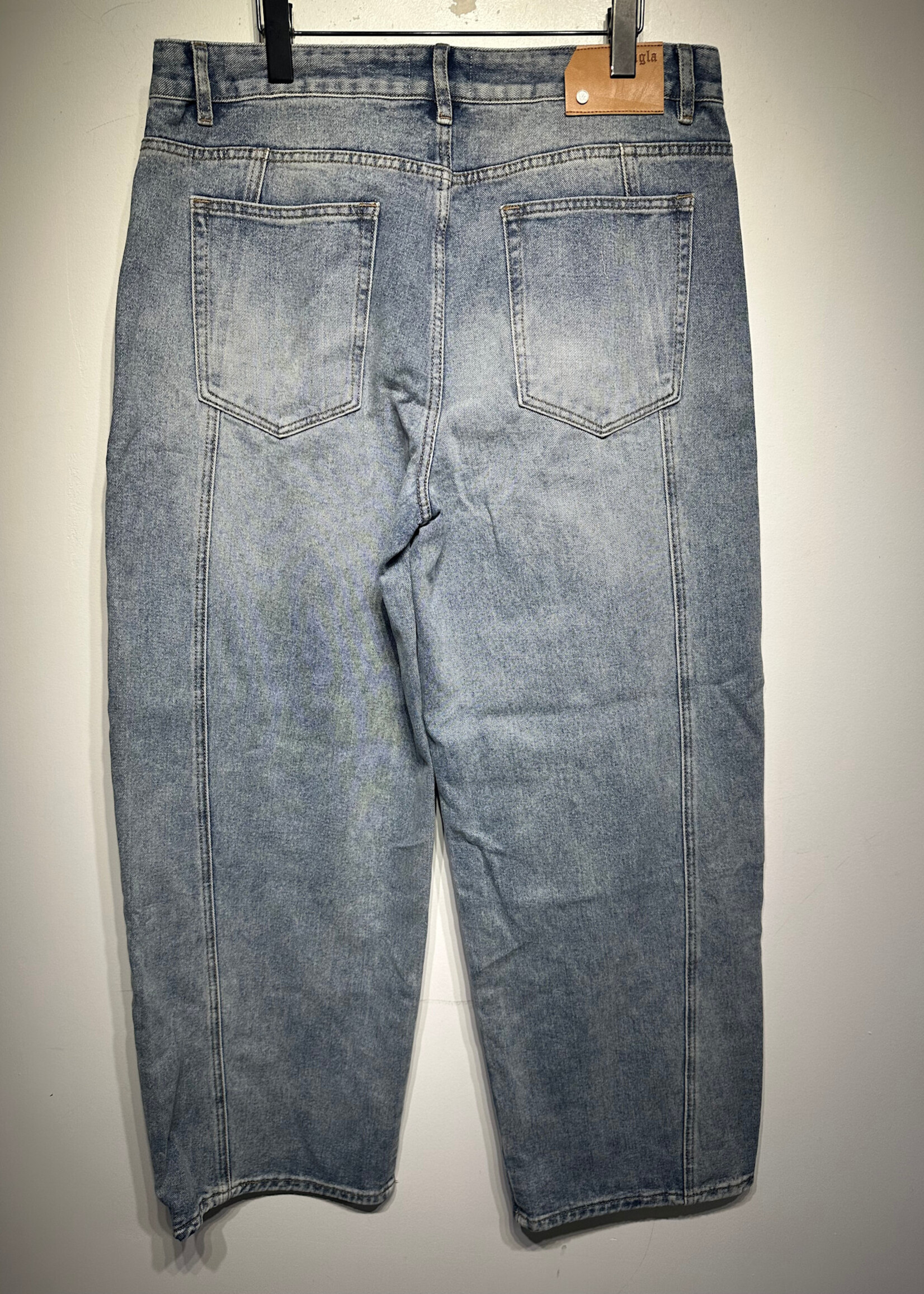 NWT Young LA Light Wash Baggy Jeans Masc 36