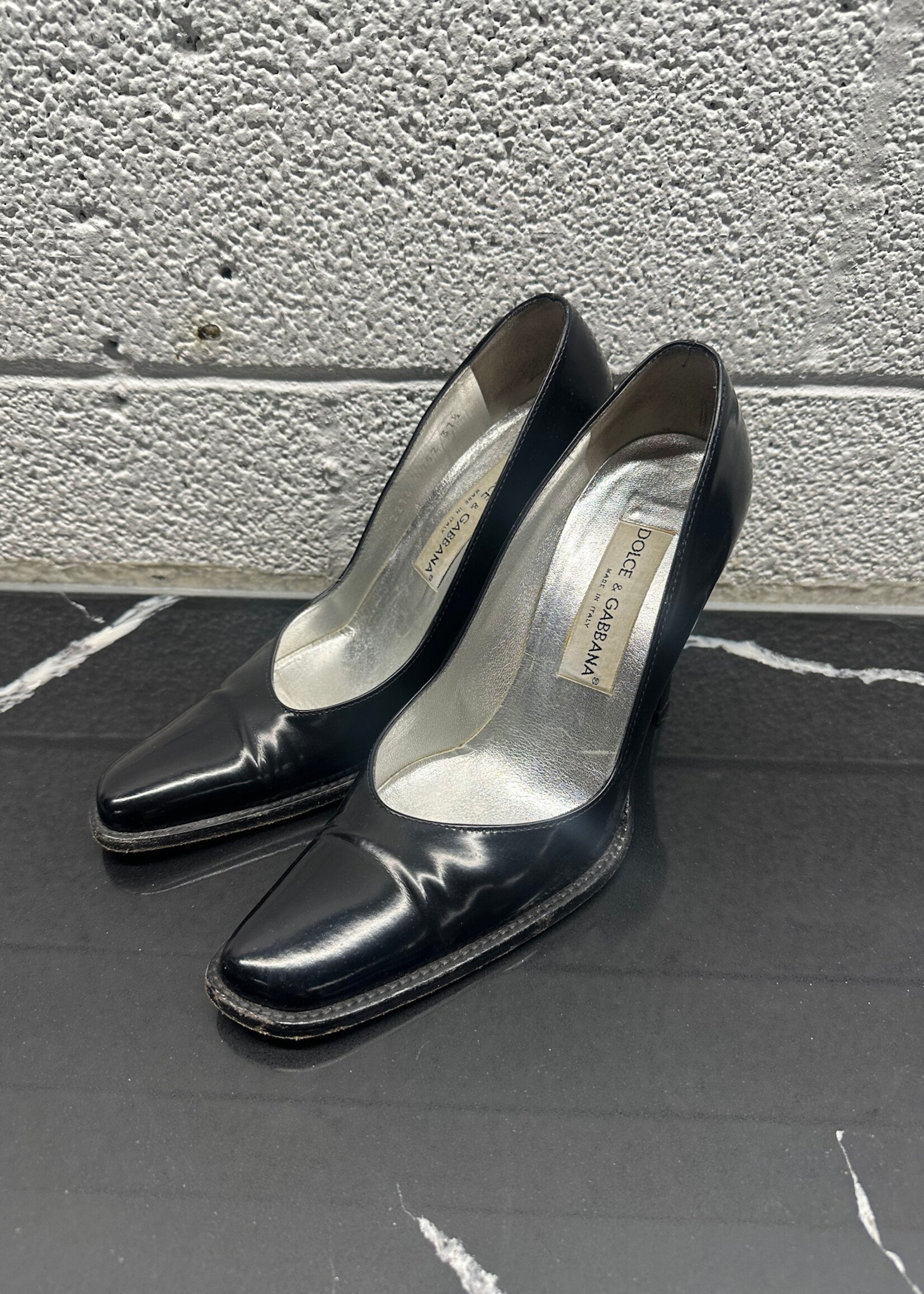 00s Dolce & Gabbana Square Toe Heel 37.5/7.5 AS IS