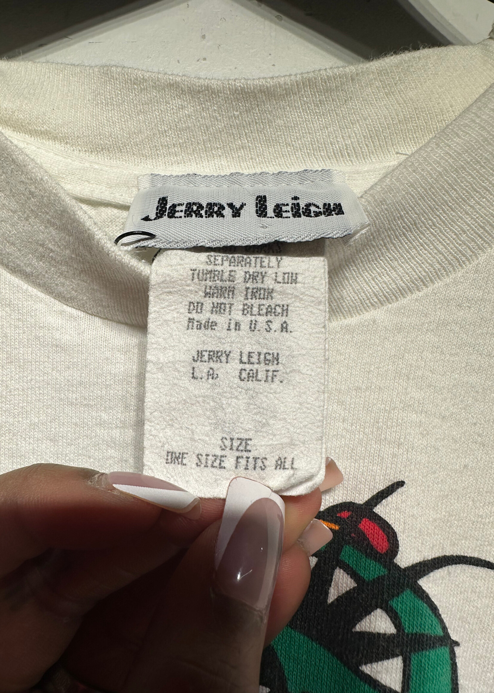 Jerry Leigh Vintage Sylvester White Tee Fits L/XL