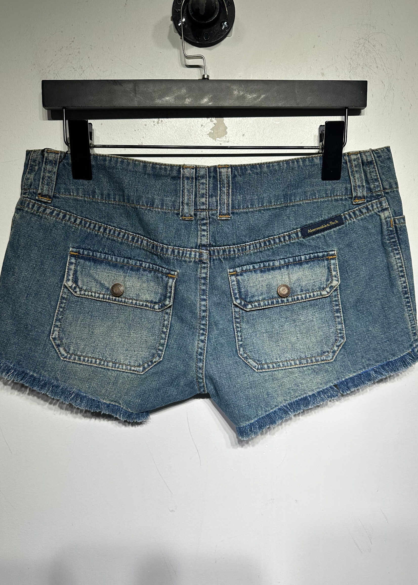 Abercrombie & Fitch Raw Dual Pocket Shorts Fem 30"