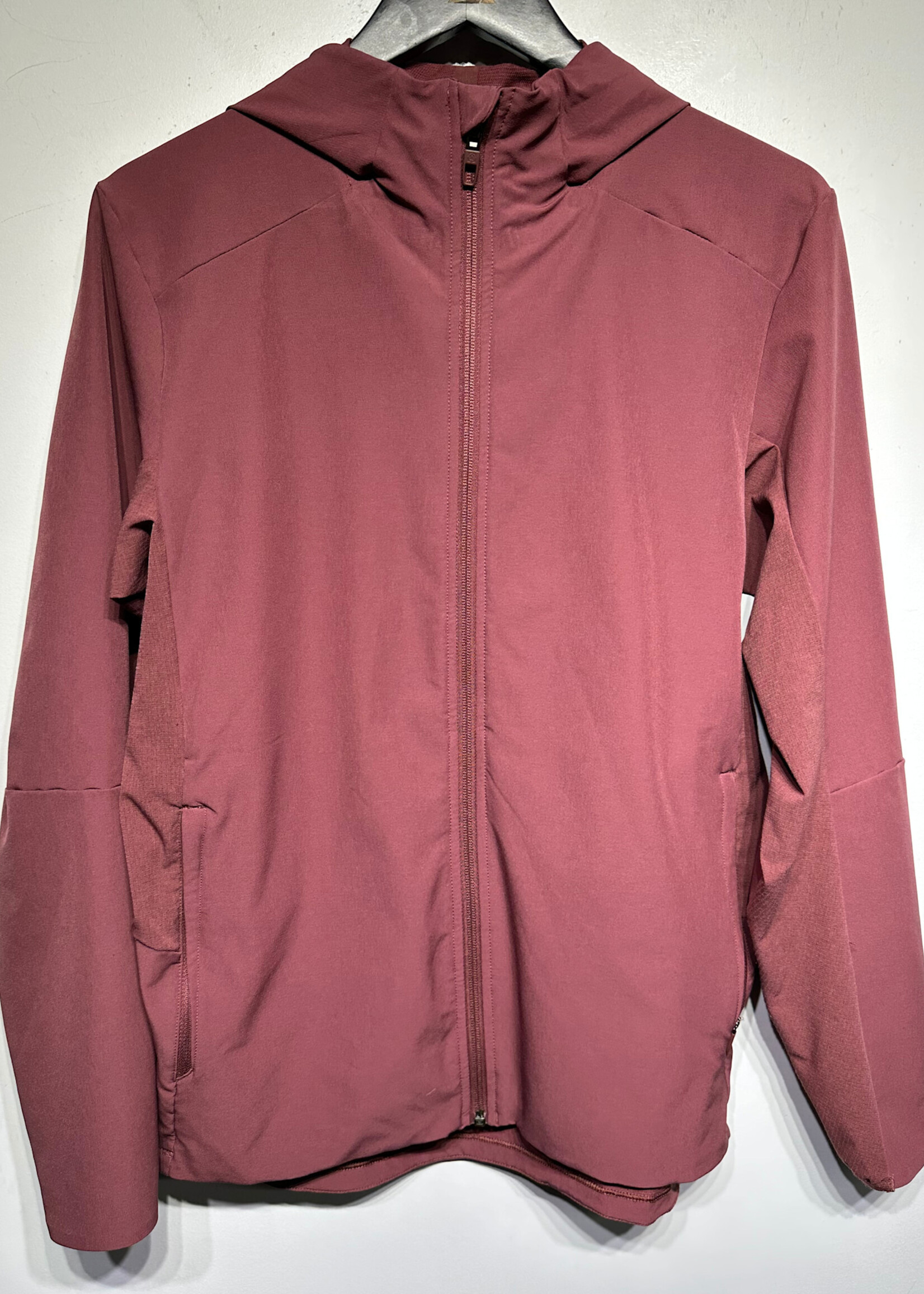 Lululemon Soft Red Zip Lightweight Jacket Fem S