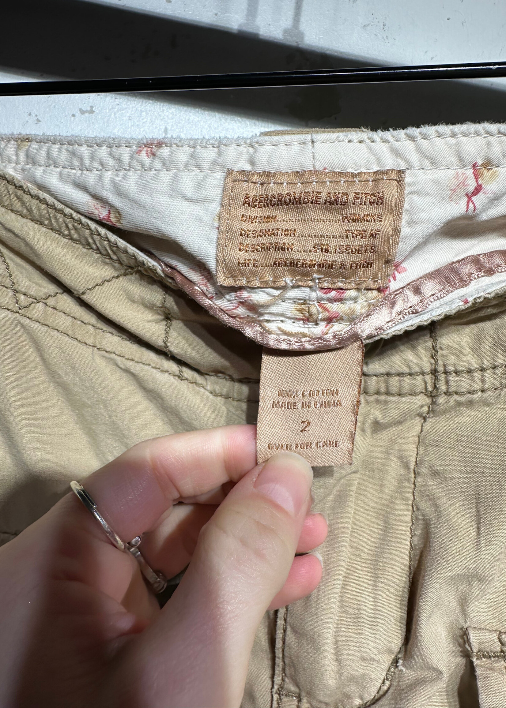 Abercrombie 2000s Tan Cargo Pants As Is Fem 26
