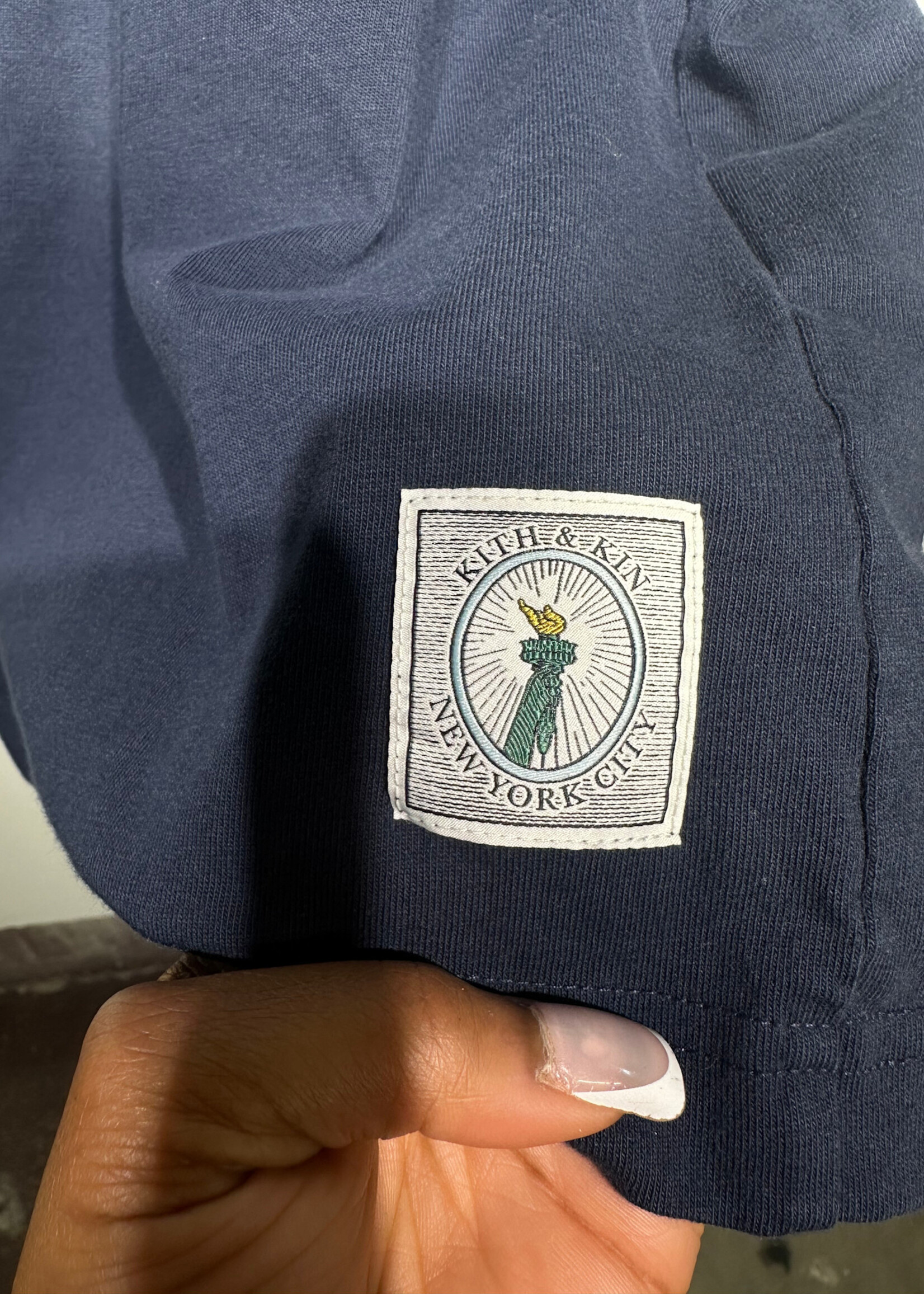KITH Statue of Liberty Navy Blue Tee L