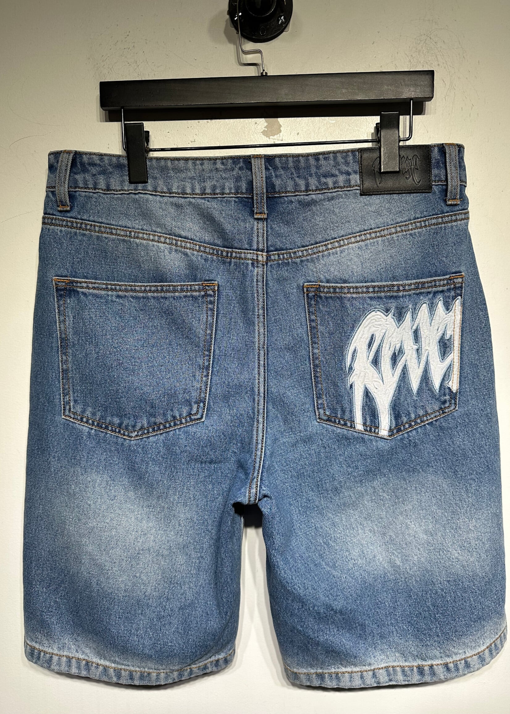 Revenge Embroidered Jorts Masc 34