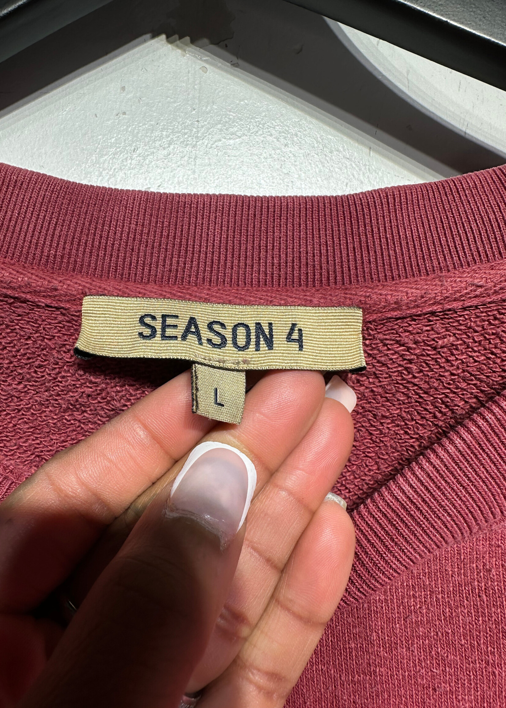 Yeezy Season 4 Sun Fade Red Sweatshirt Masc L