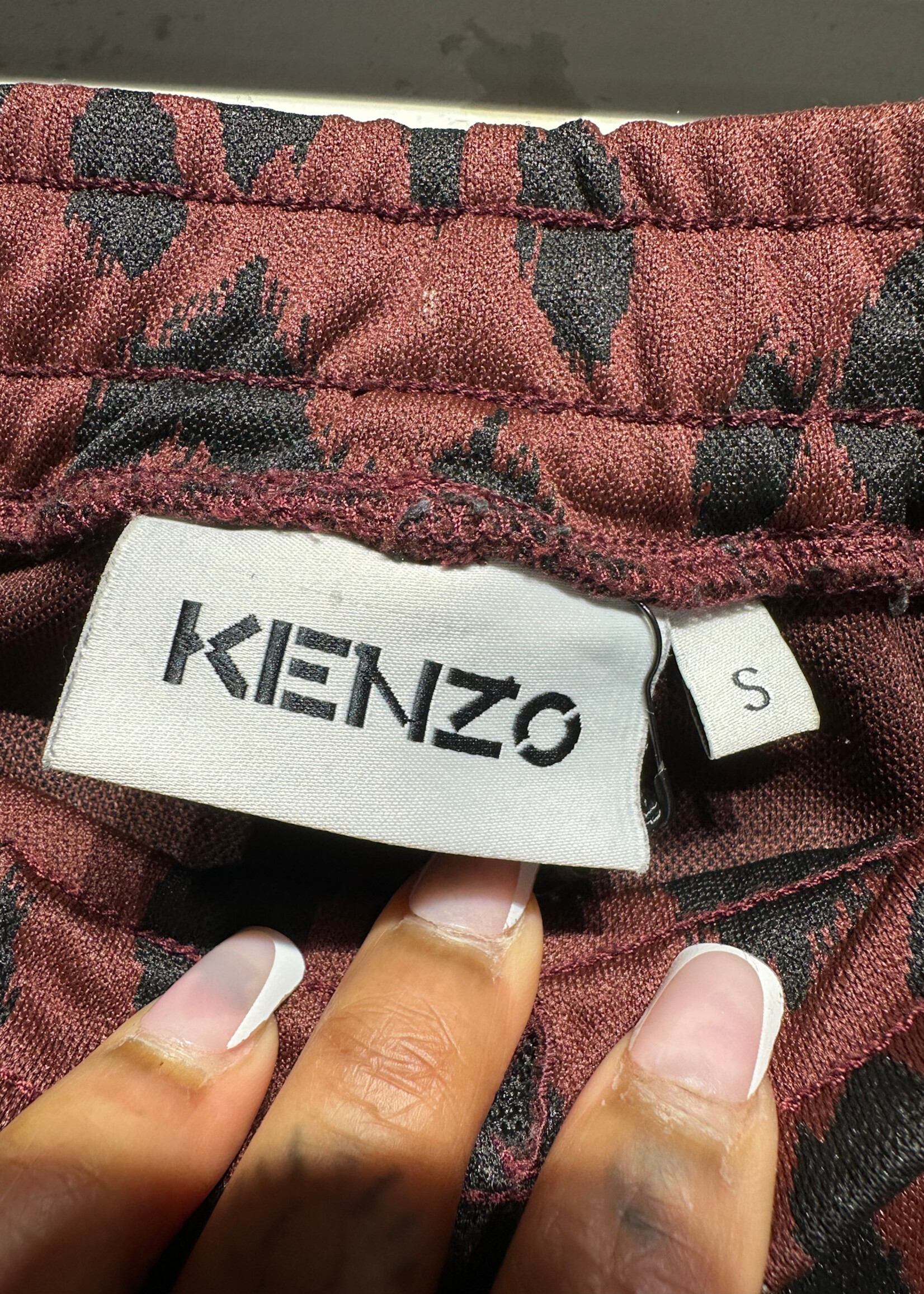 Kenzo Maroon Animal Print Shorts Masc 30
