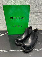 NIB Bottega Veneta Black Lug Ankle Boots 38/7.5