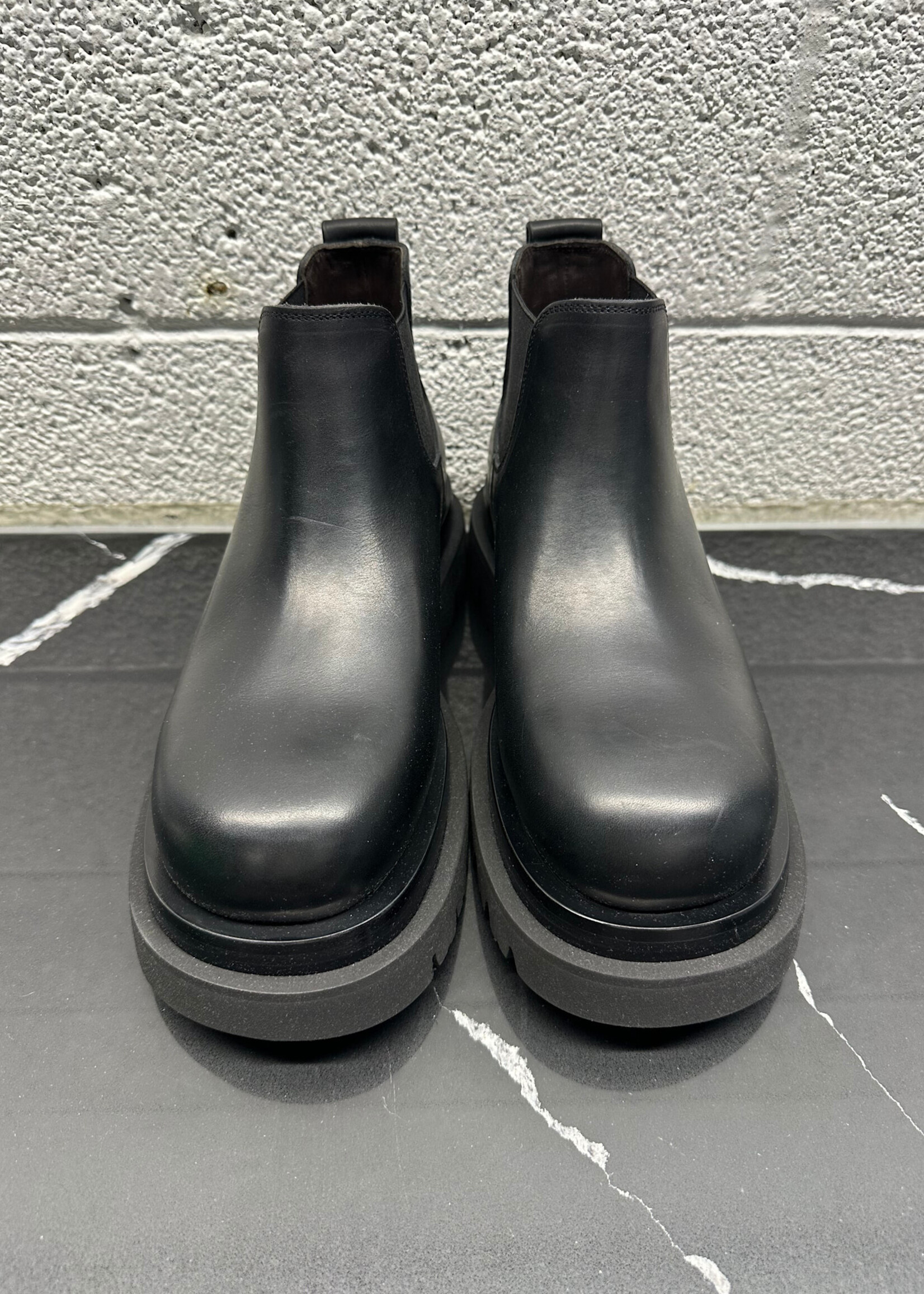 NIB Bottega Veneta Black Lug Ankle Boots 38/7.5