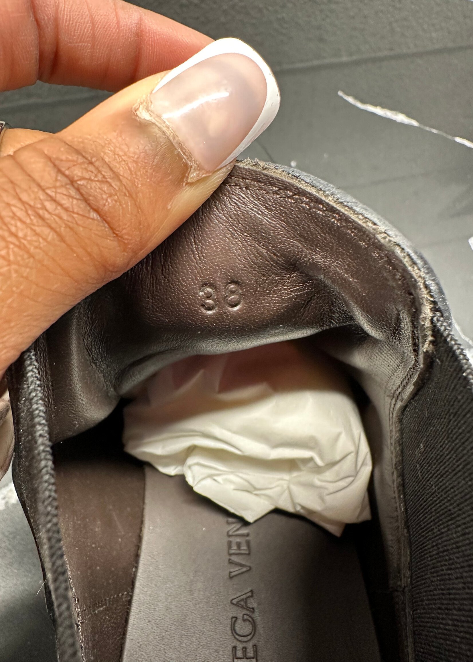 NIB Bottega Veneta Black Lug Ankle Boots 38/7.5