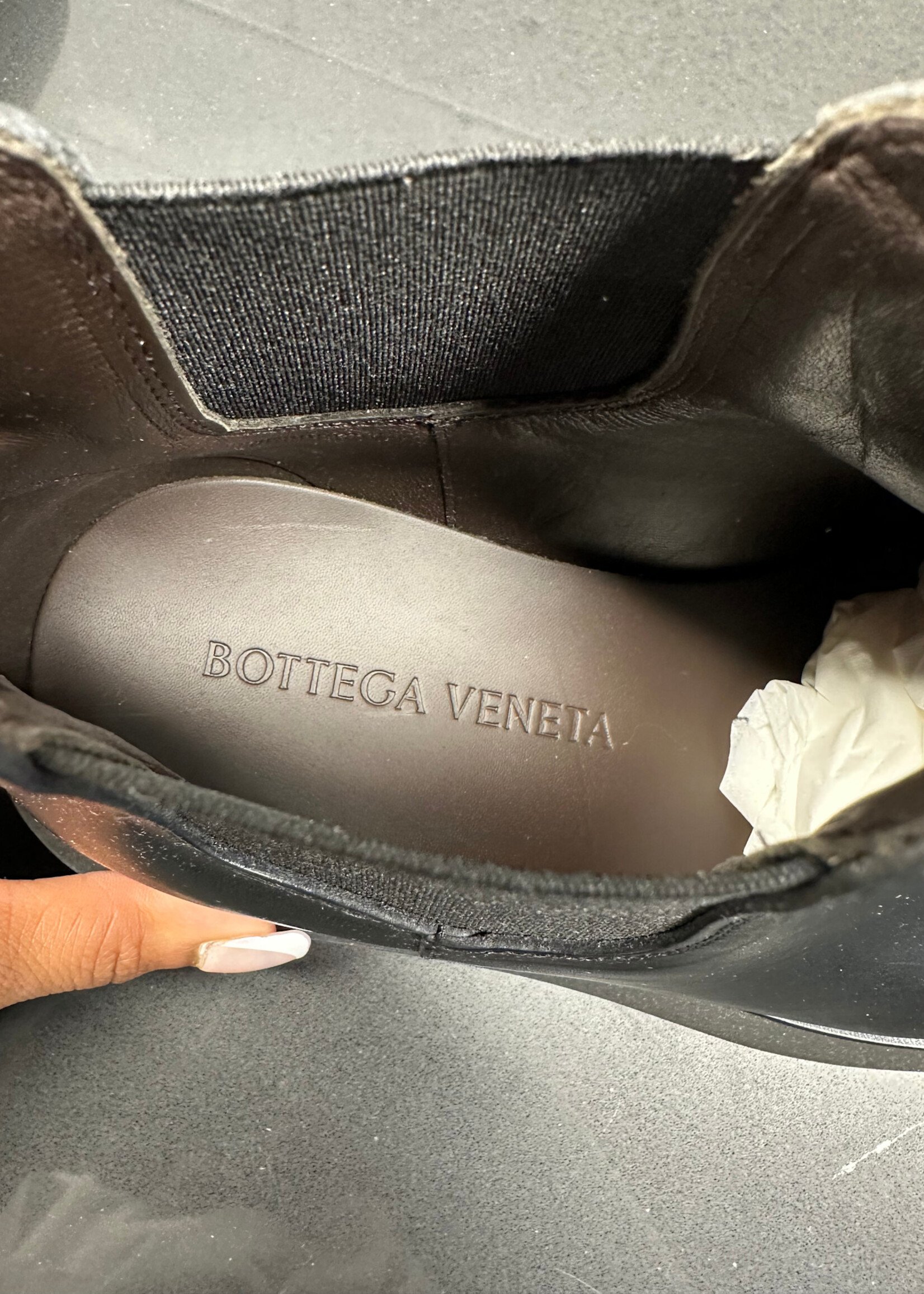 NIB Bottega Veneta Black Lug Ankle Boots 38/7.5