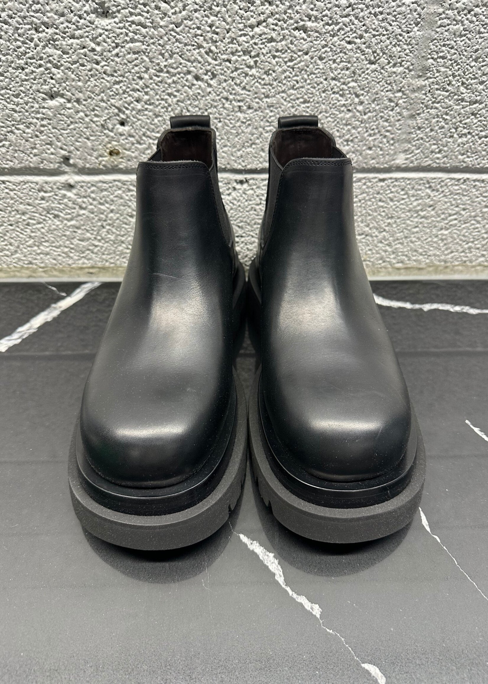 NIB Bottega Veneta Black Lug Ankle Boots 38/7.5