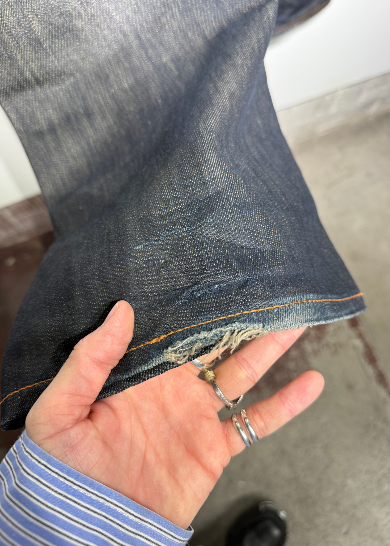 Ed Hardy Rhinestone Rhinestone Dark Wash Jean 36