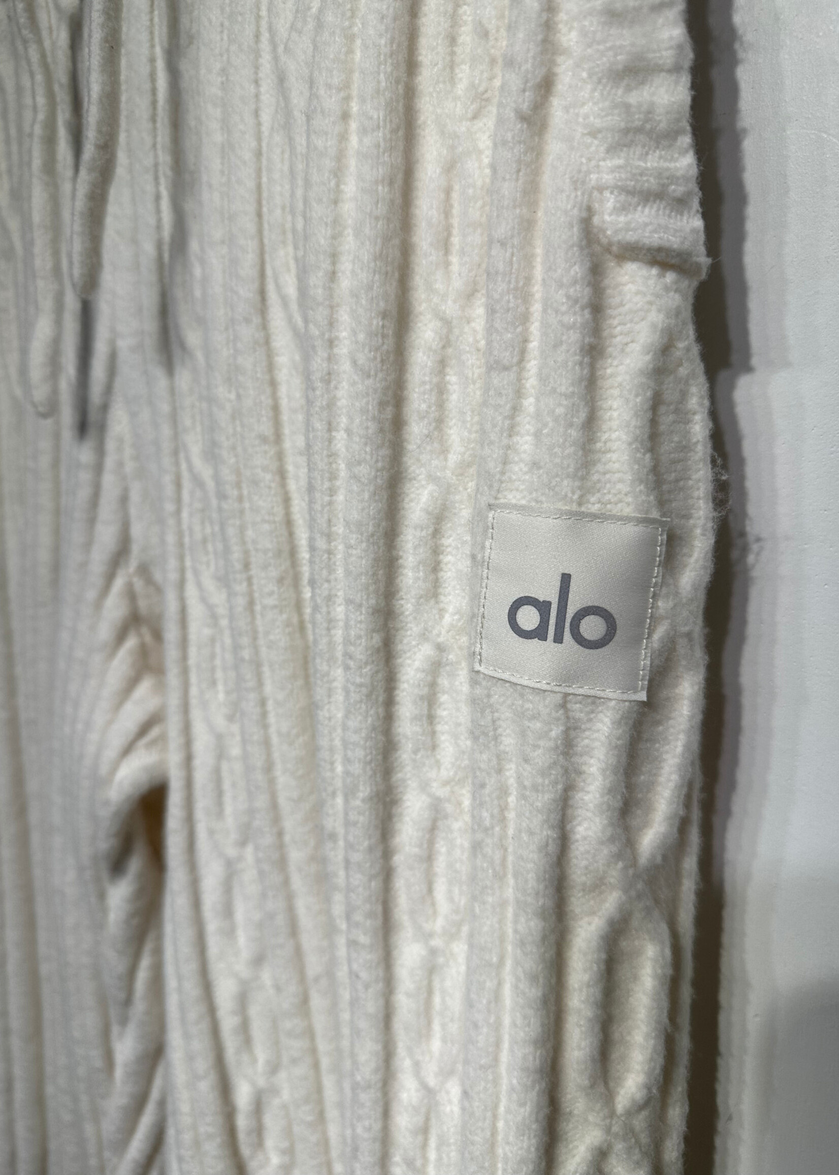 NWT Alo 'Cable Knit Winter Bliss' Pant XS