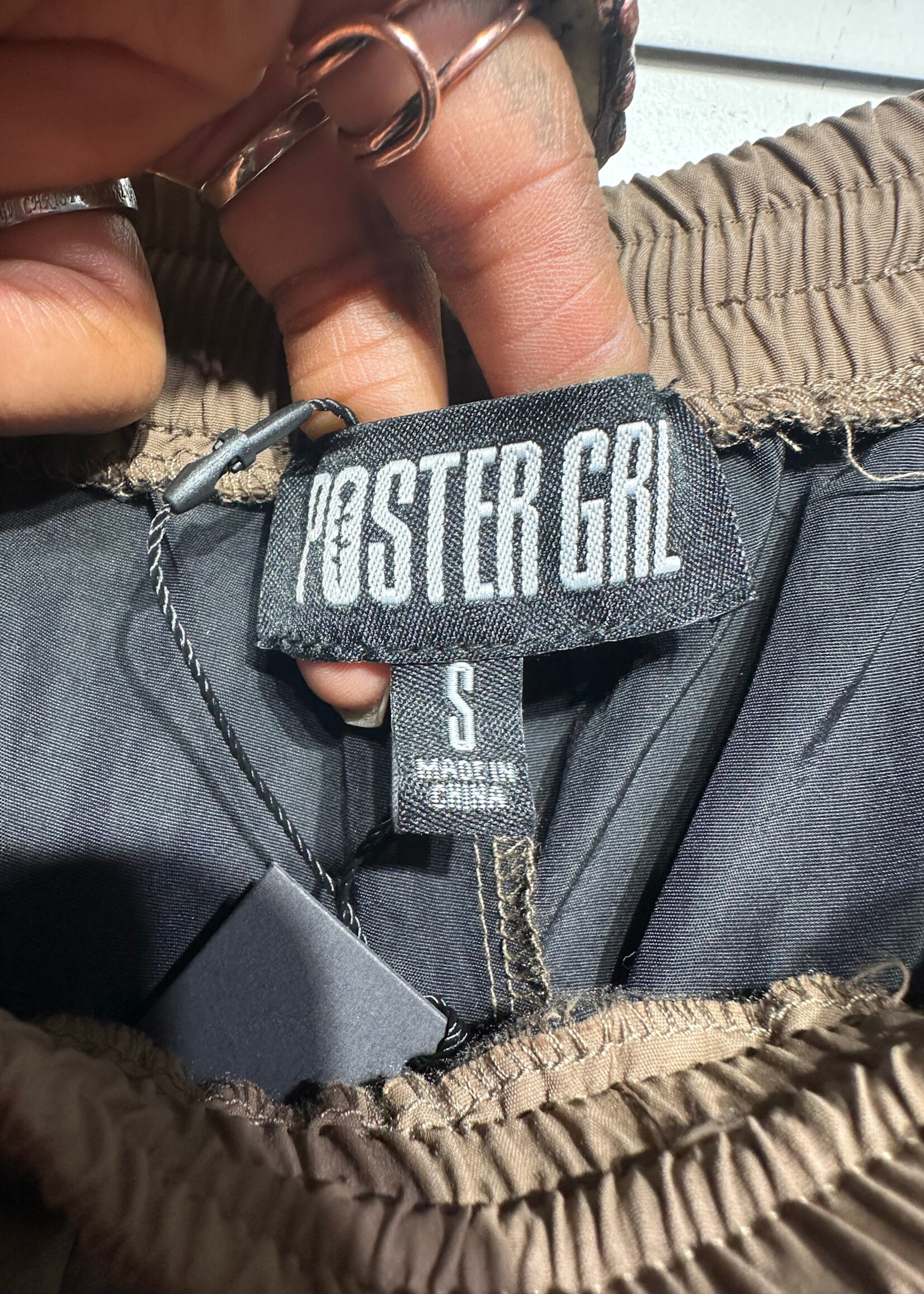 Poster Girl Brown Black Parachute Pant Fem 28-30