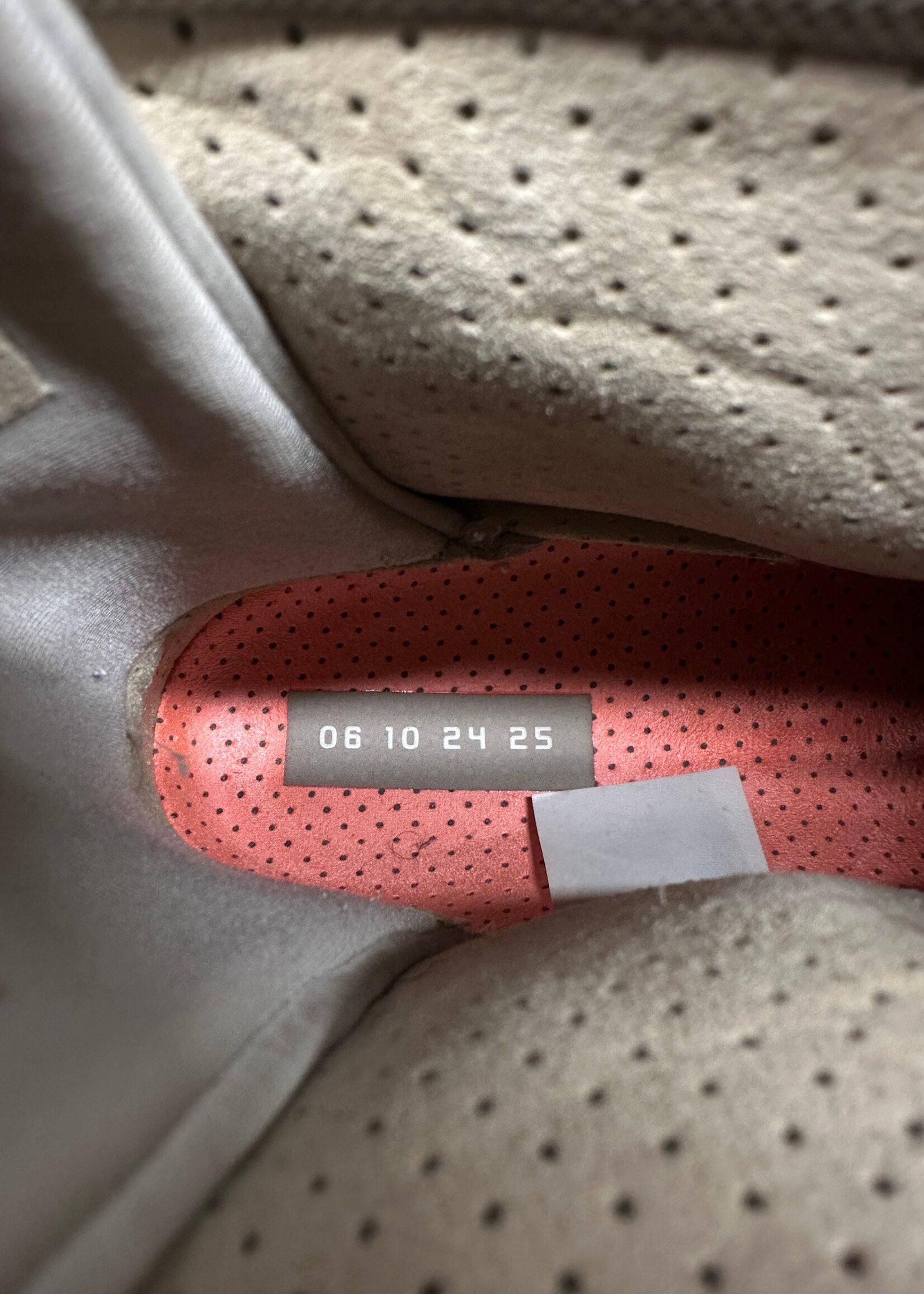 Nike x Fear of God 1 Oatmeal Masc 9.5 AS IS