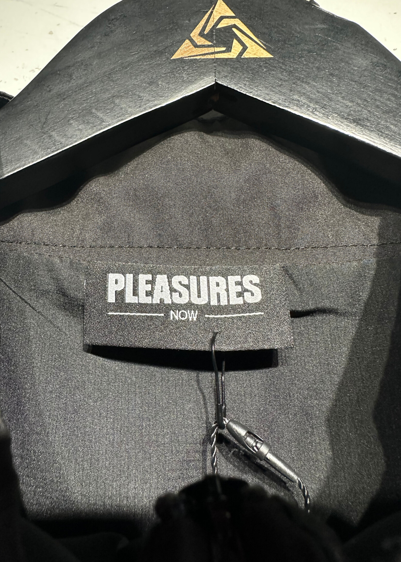 Pleasures Black Nylon Zip Up Vest Masc S