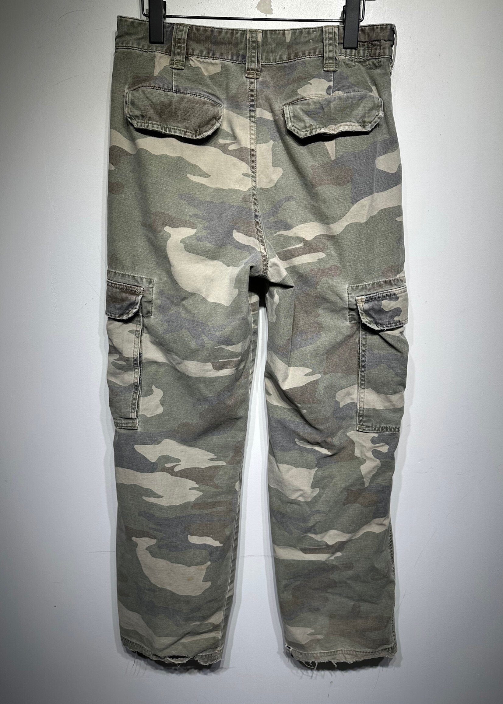 Mossimo Y2K Faded Camo Cargo Pants Masc 30